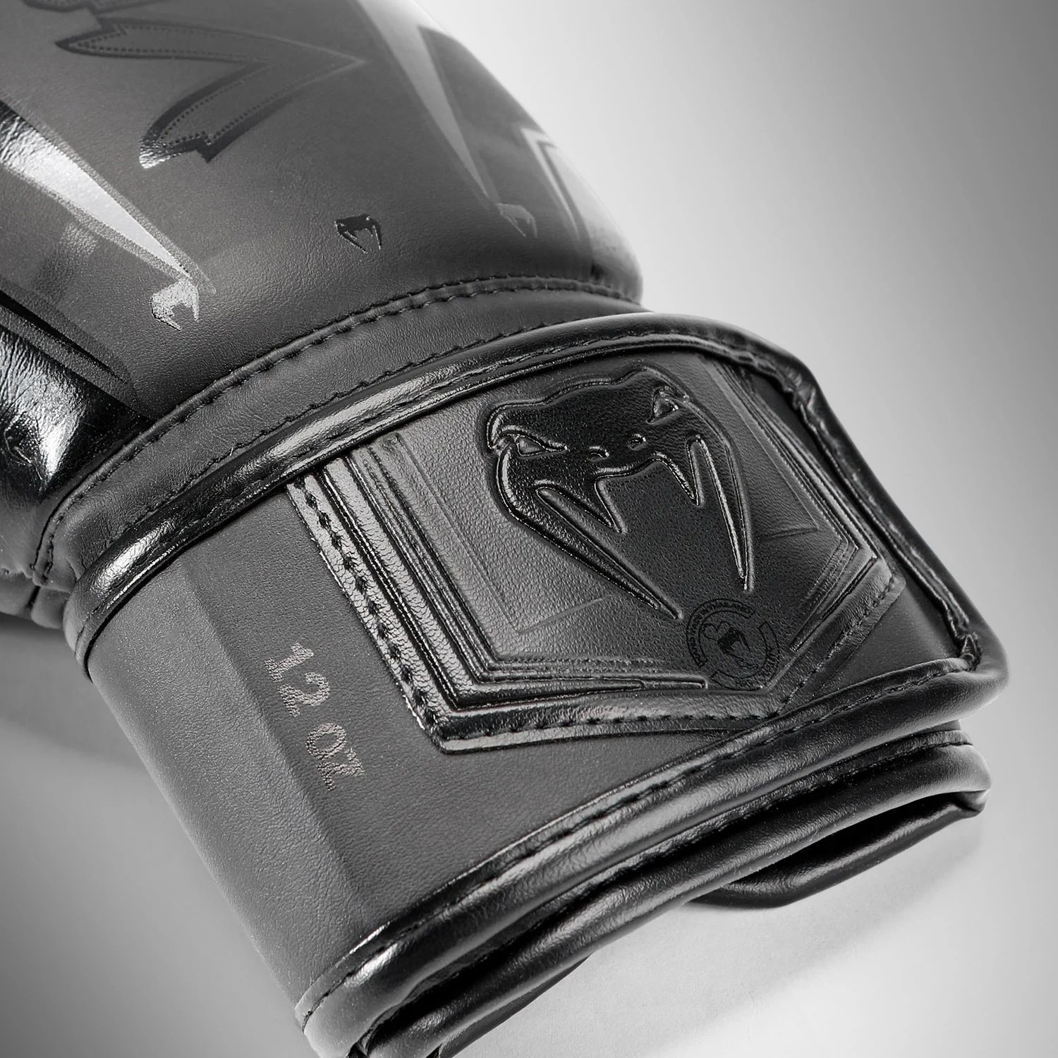 Boxing Gloves Elite Evo Venum - Black/Black - Image 3