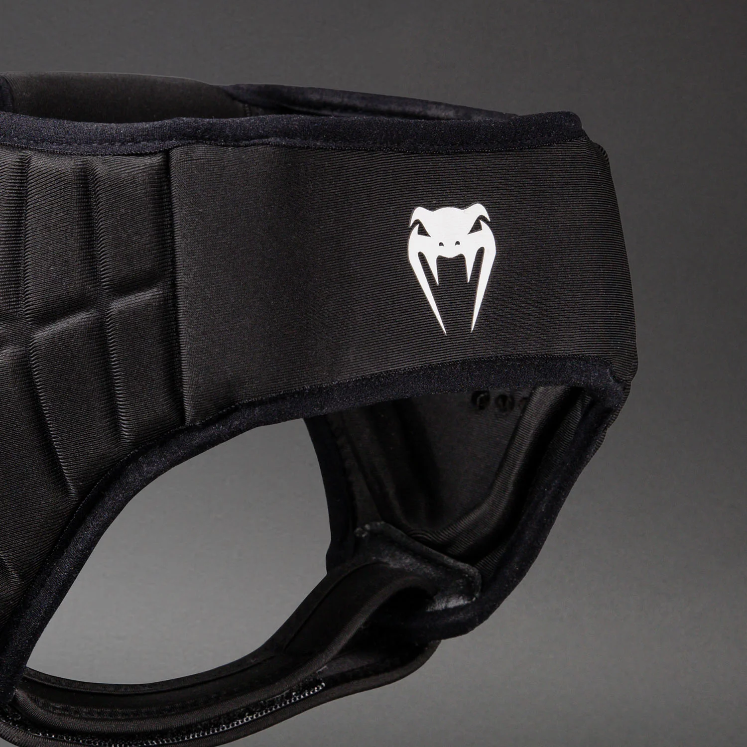 Venum Challenger Wrestling Ear Guard – Black - Image 4