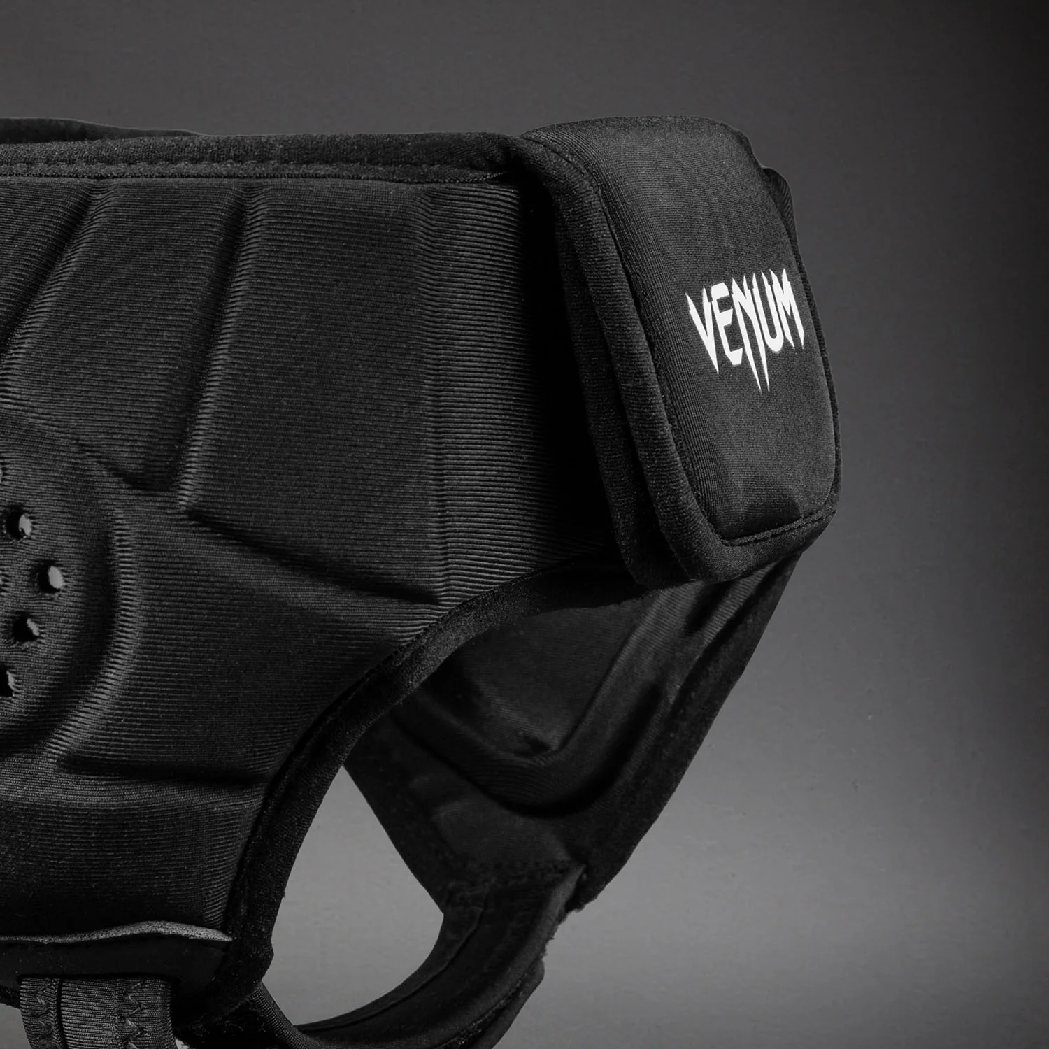Venum Challenger Wrestling Ear Guard – Black - Image 5