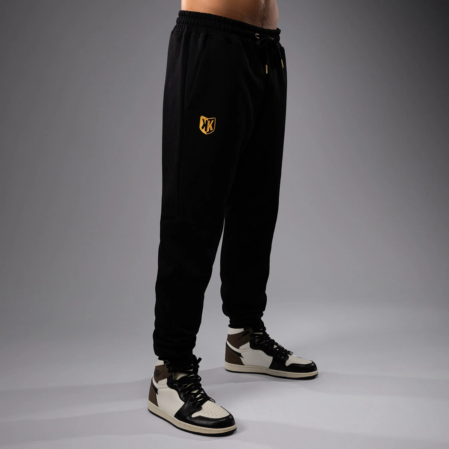 FK x Venum Hexagone MMA jogging - Black/Gold - Image 3