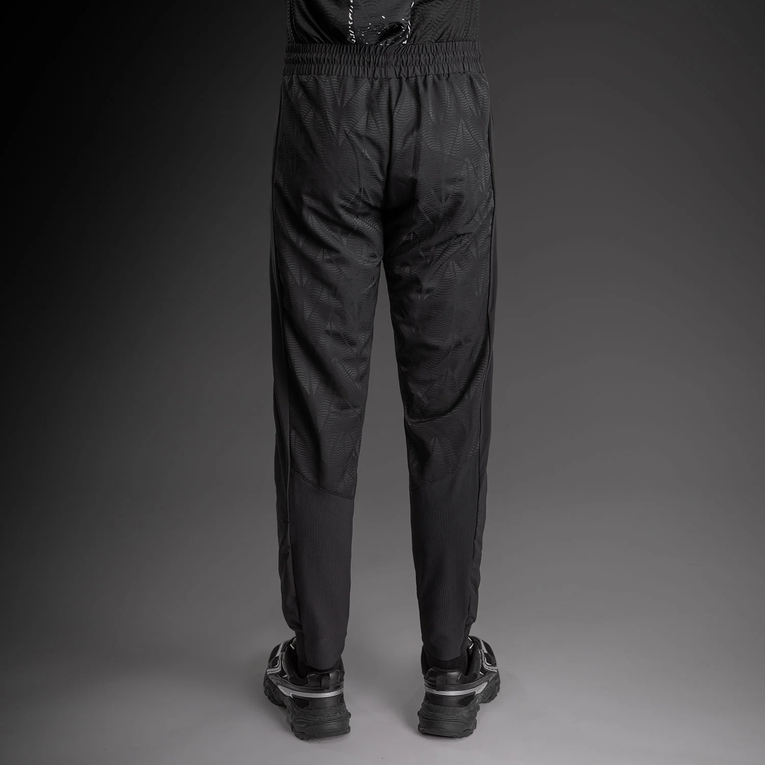 Men's UFC Zenith by Venum Black Authentic Fight Night Walkout Pant - Image 4