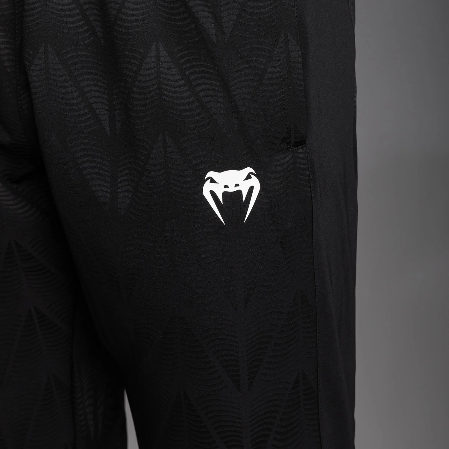 Men's UFC Zenith by Venum Black Authentic Fight Night Walkout Pant - Image 6