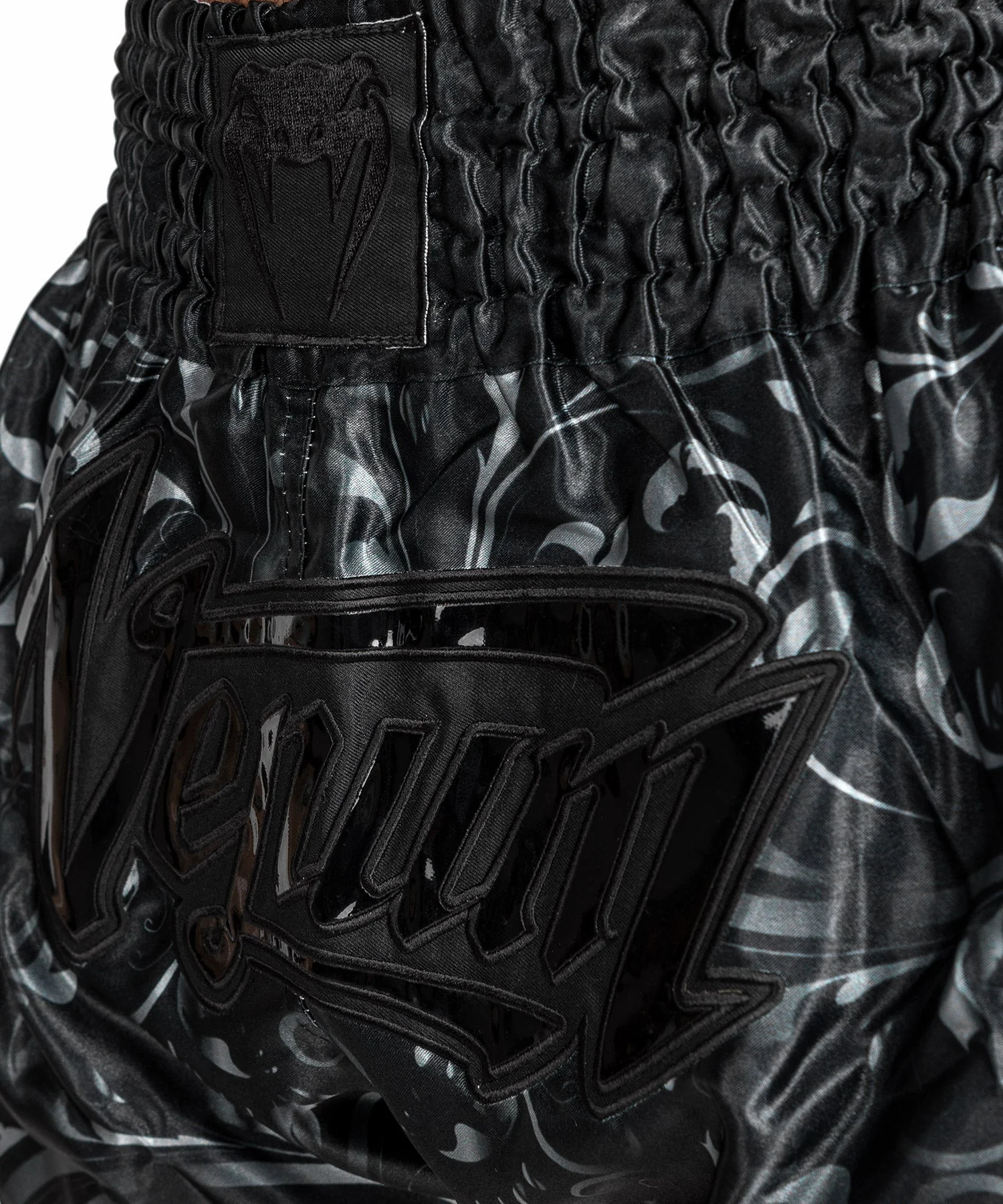 Muay Thai Shorts Absolute 2.0 Venum - Black/Black - Image 5