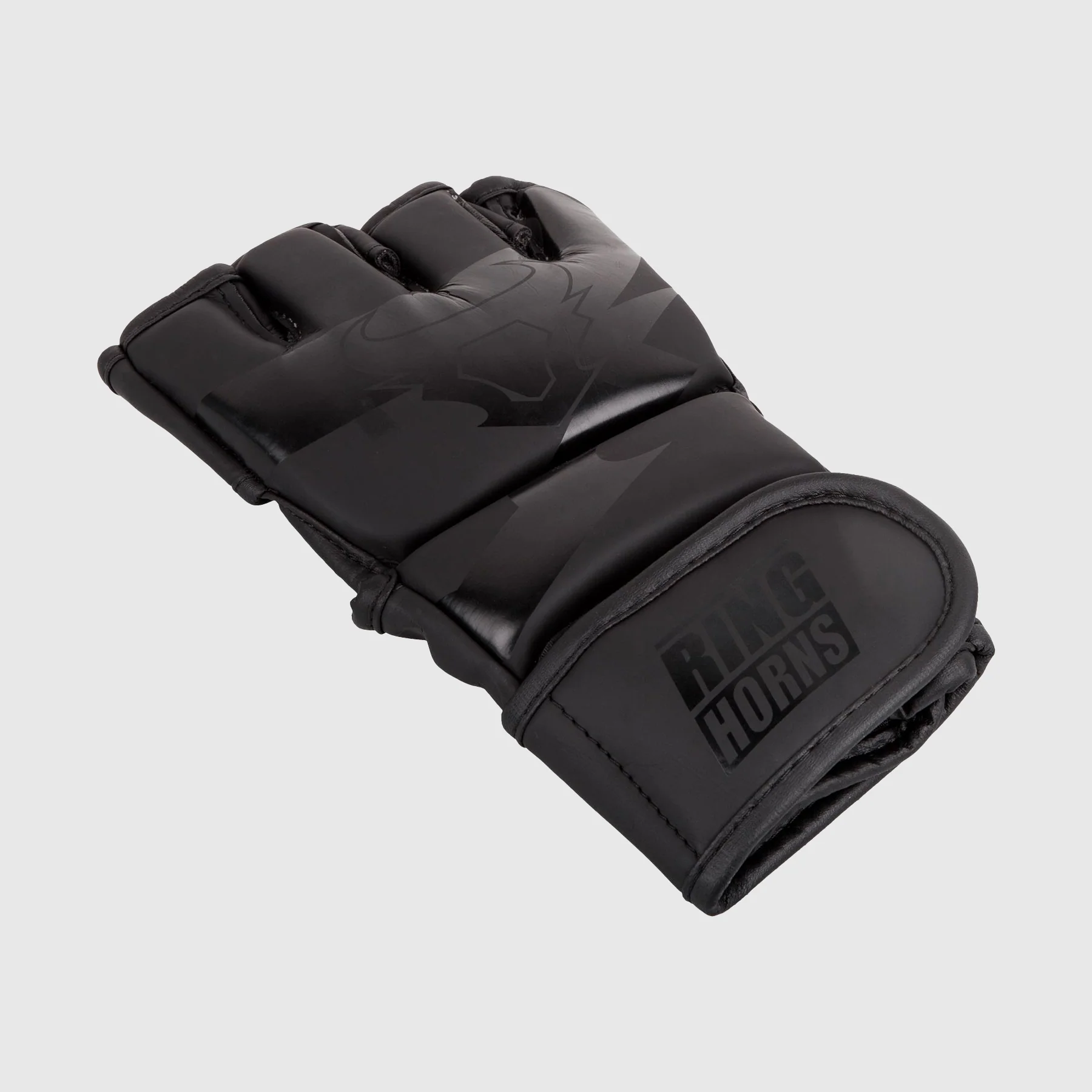 Ringhorns Charger by Venum MMA Gloves - Black/Black - Image 4