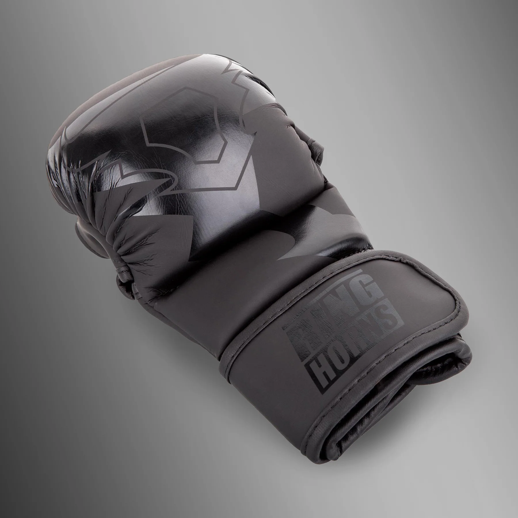 Ringhorns Charger by Venum Sparring Gloves - Black/Black - Image 4