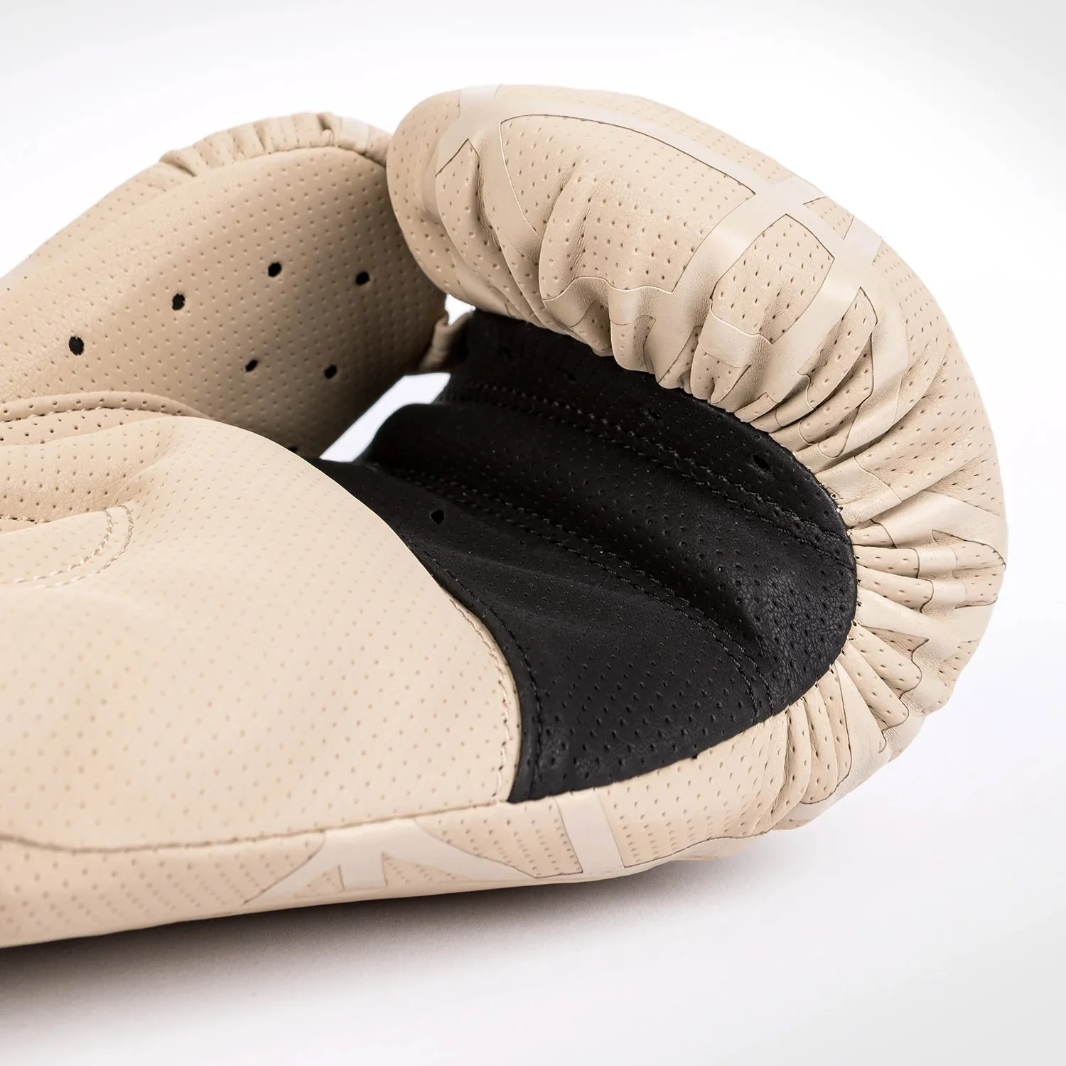 Venum Tecmo 2.0 Boxing Gloves - Sand - Image 4