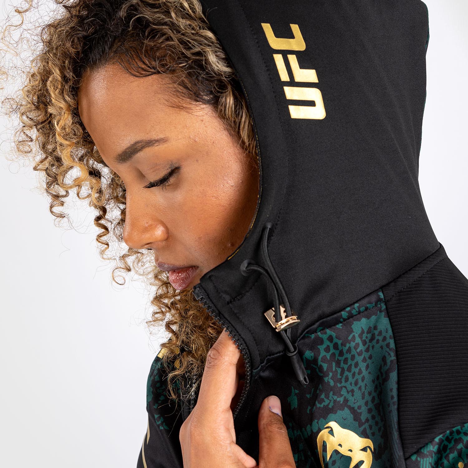 UFC Adrenaline by Venum Authentic Fight Night  Women’s Walkout Hoodie - Emerald Edition - Green/Black/Gold - Image 5