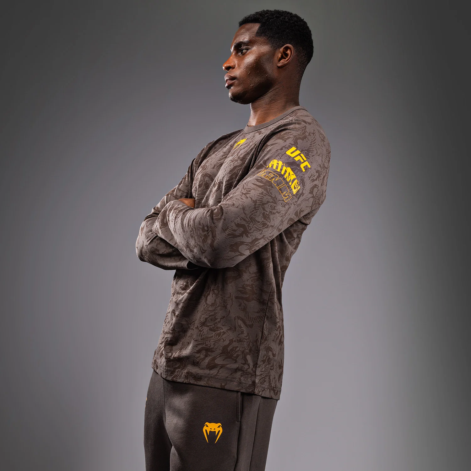 UFC Fusion by Venum Fight Week Men’s Long Sleeve T-Shirt - Earthen Brown - Image 3