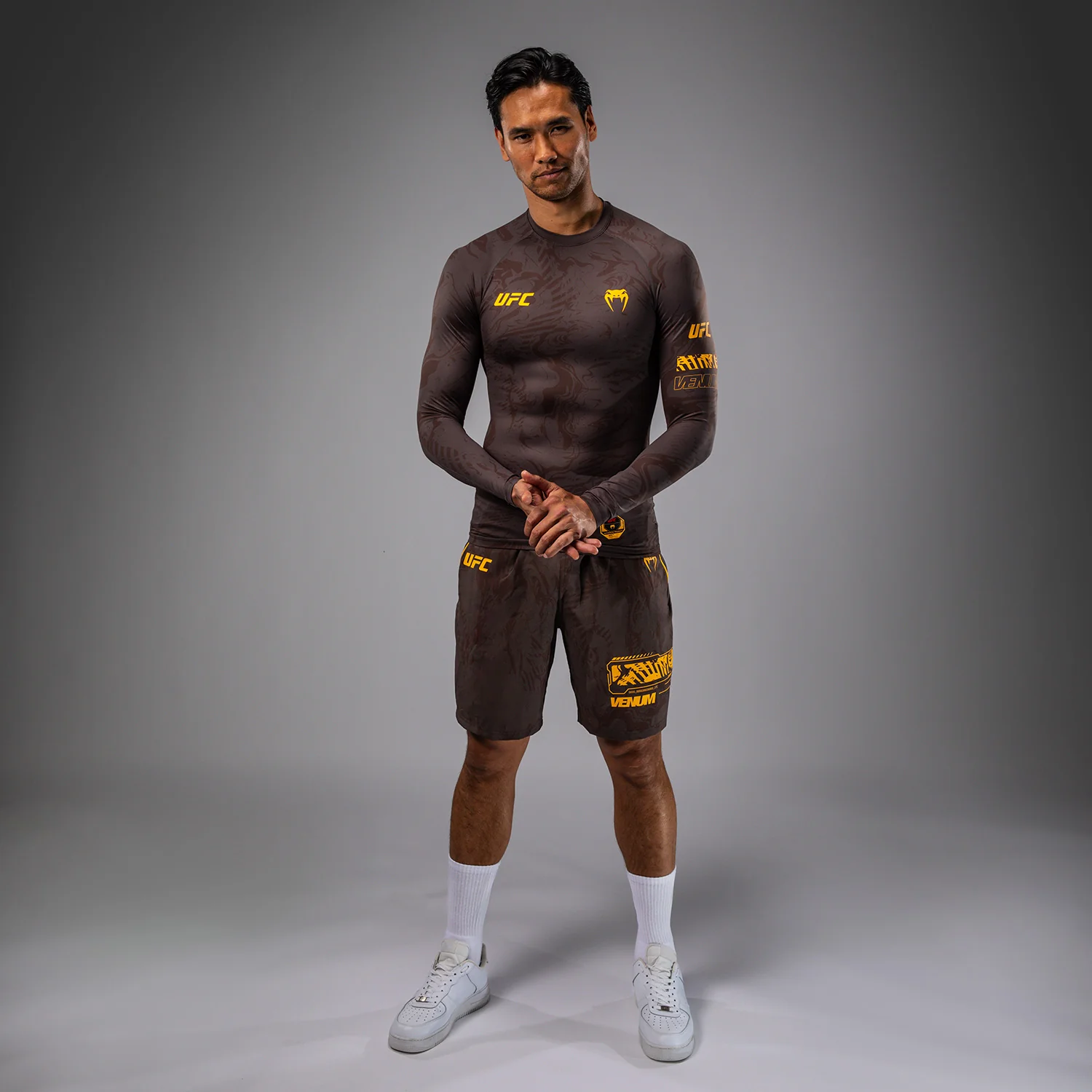 UFC Fusion by Venum Fight Week Men’s Performance Long Sleeve Rashguard - Earthen Brown - Image 3