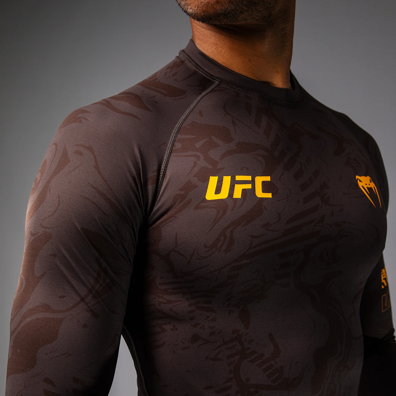UFC Fusion by Venum Fight Week Men’s Performance Long Sleeve Rashguard - Earthen Brown - Image 8