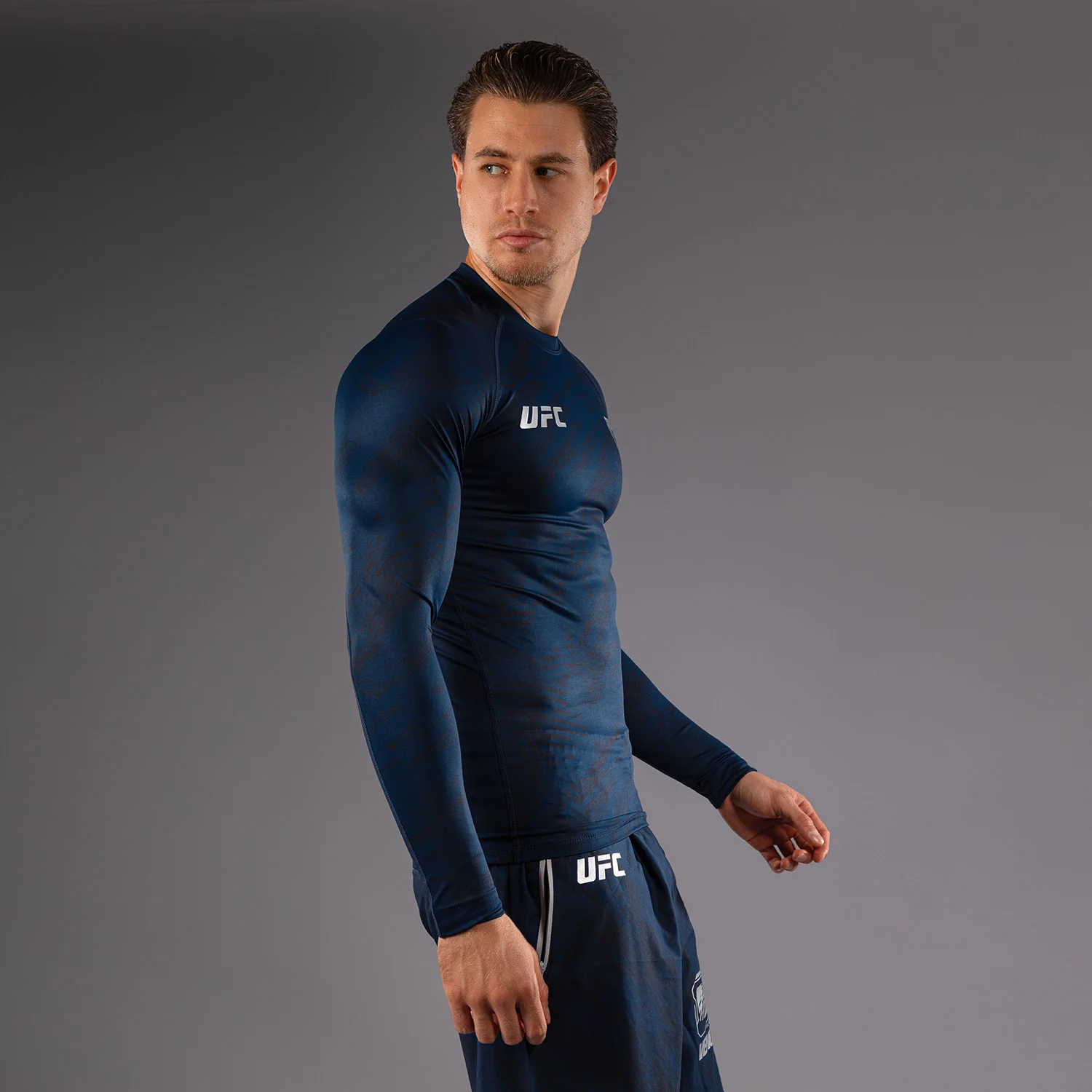 UFC Fusion by Venum Fight Week Men’s Performance Long Sleeve Rashguard - Oceanic Blue - Image 5