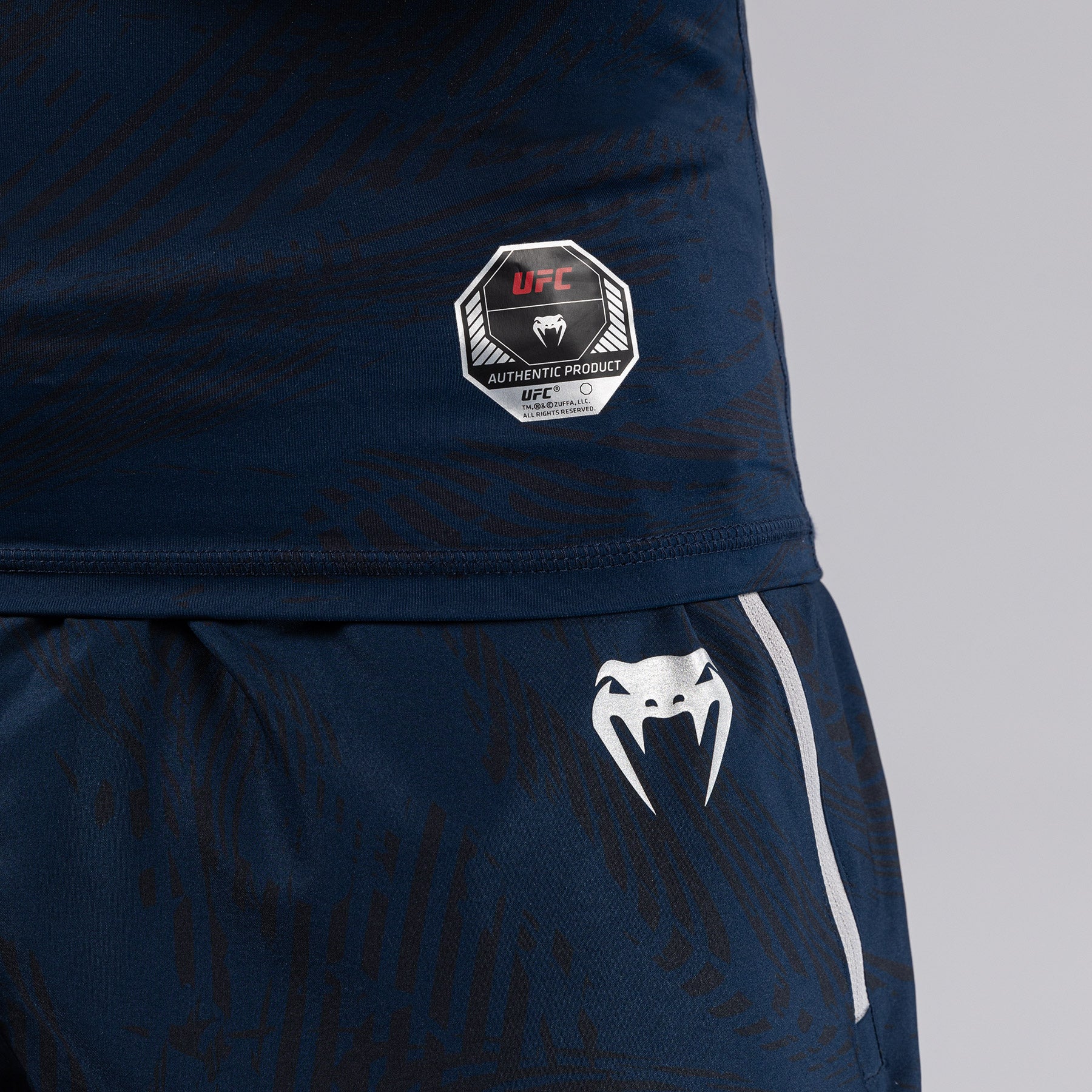 UFC Fusion by Venum Fight Week Men’s Performance Short Sleeve Rashguard - Oceanic Blue - Image 9