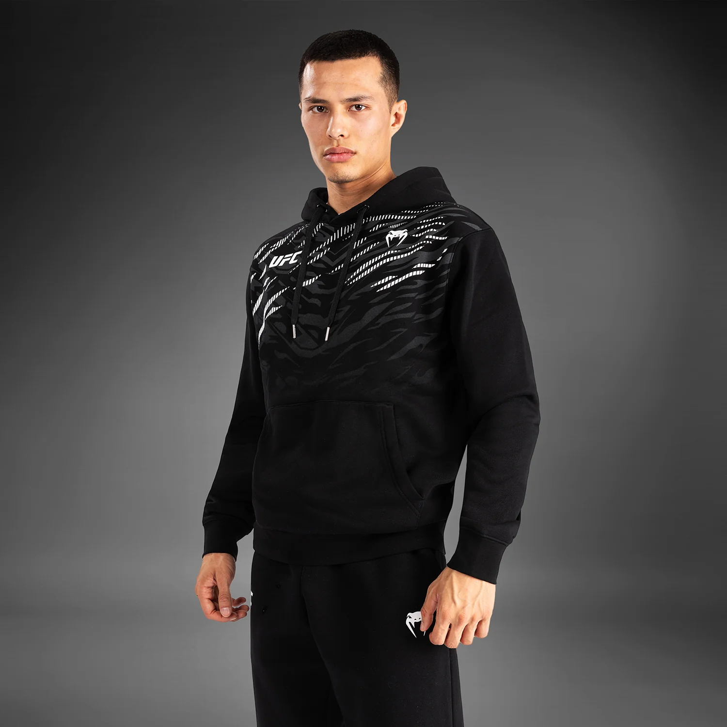 UFC Fusion by Venum Men’s Replica Pullover Hoodie - Black - Image 8