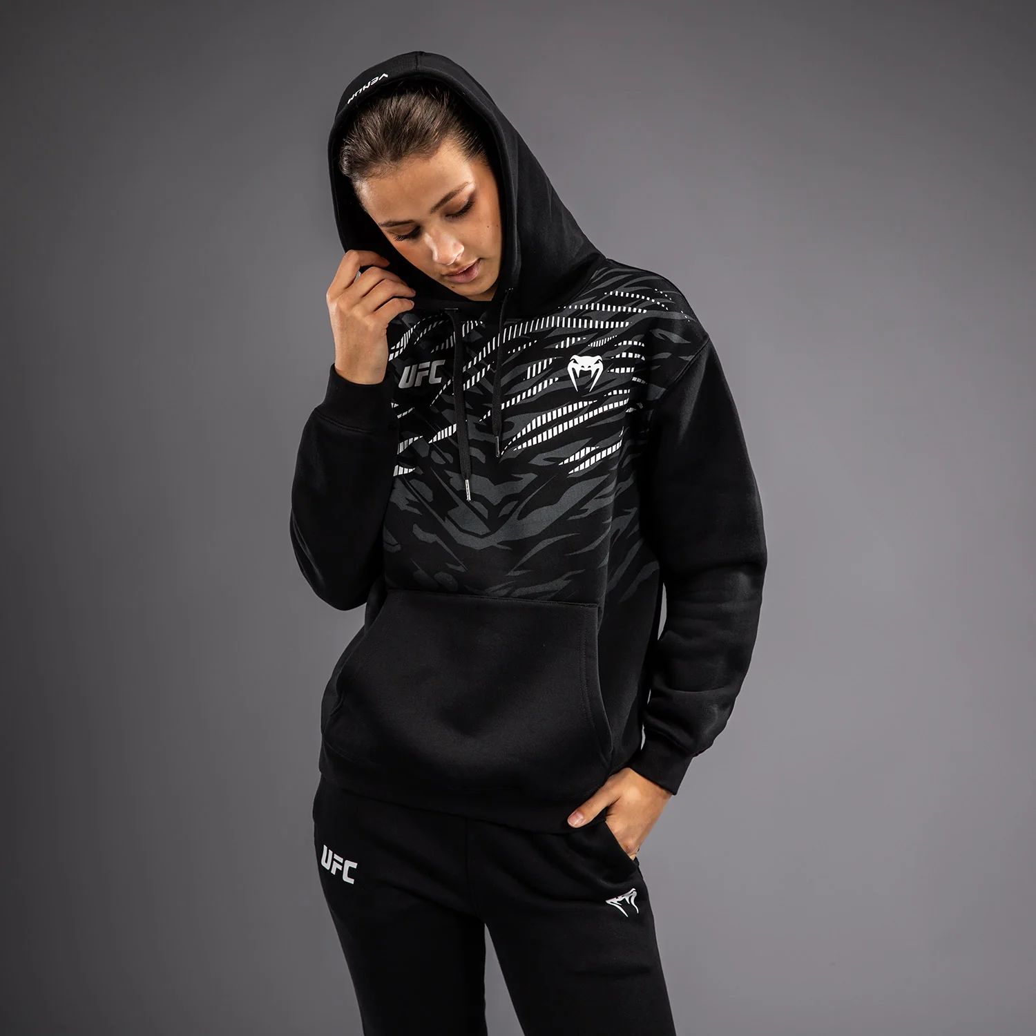 UFC Fusion by Venum Women’s Replica Pullover Hoodie - Black - Image 2