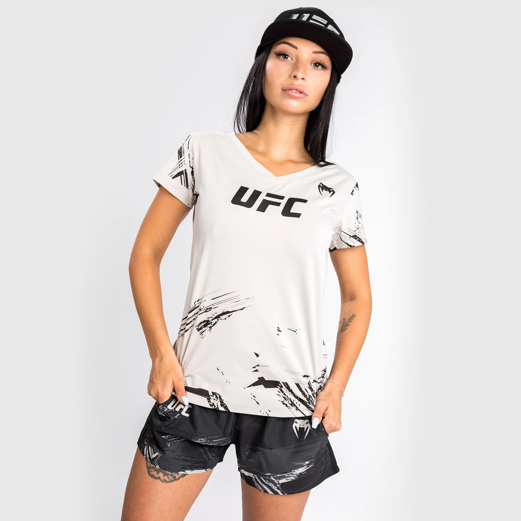 UFC Venum Authentic Fight Week Women’s 2.0 Short Sleeve T-Shirt - Sand - Image 5