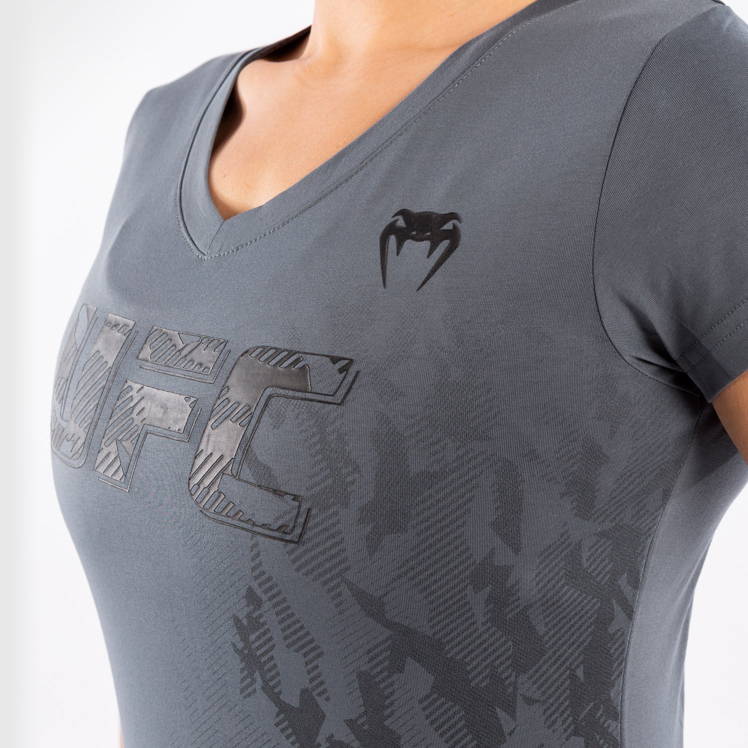 UFC Venum Authentic Fight Week Women's Short Sleeve T-shirt - Grey - Image 4