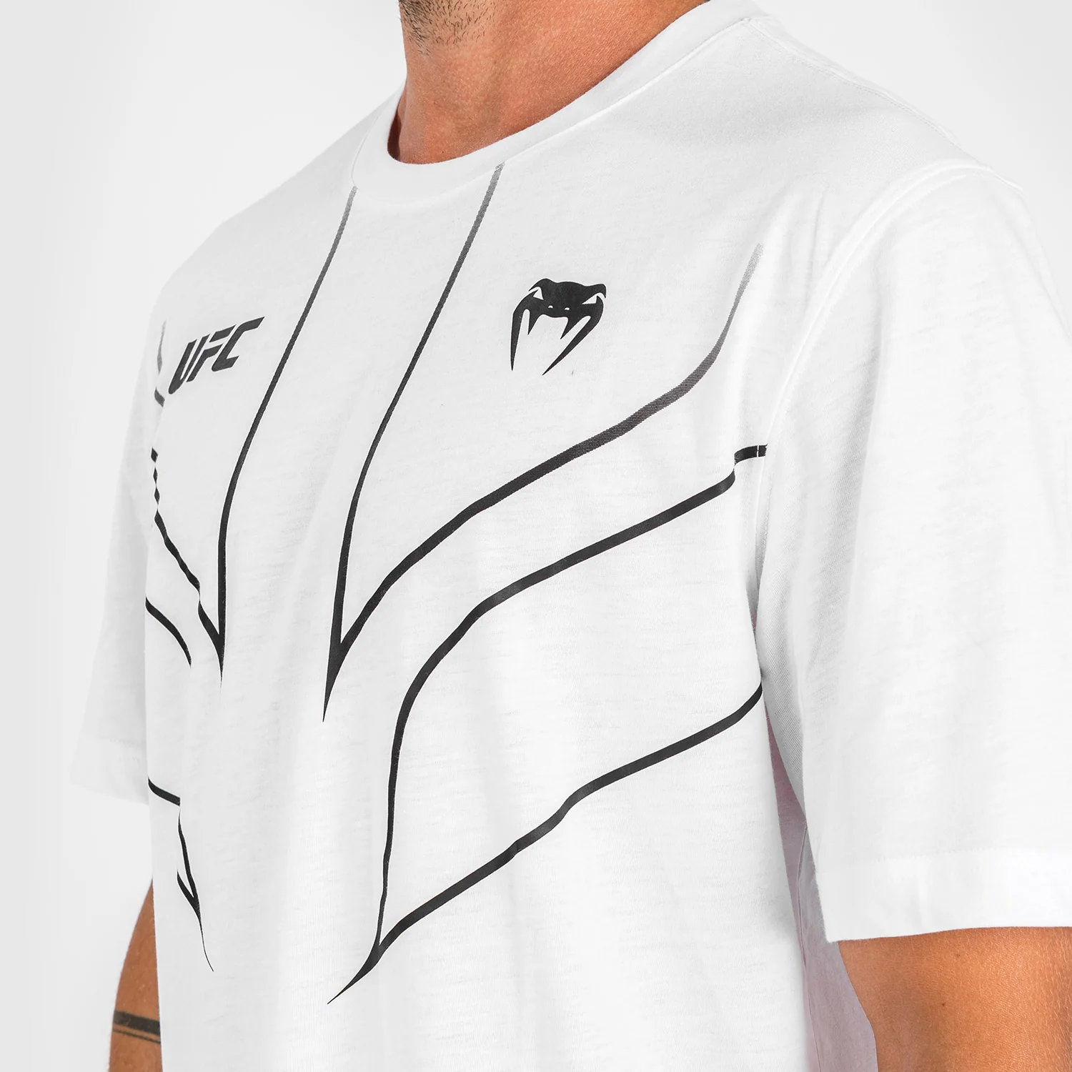 UFC Venum Fight Night 2.0 Replica Men's T-shirt - White - Image 4
