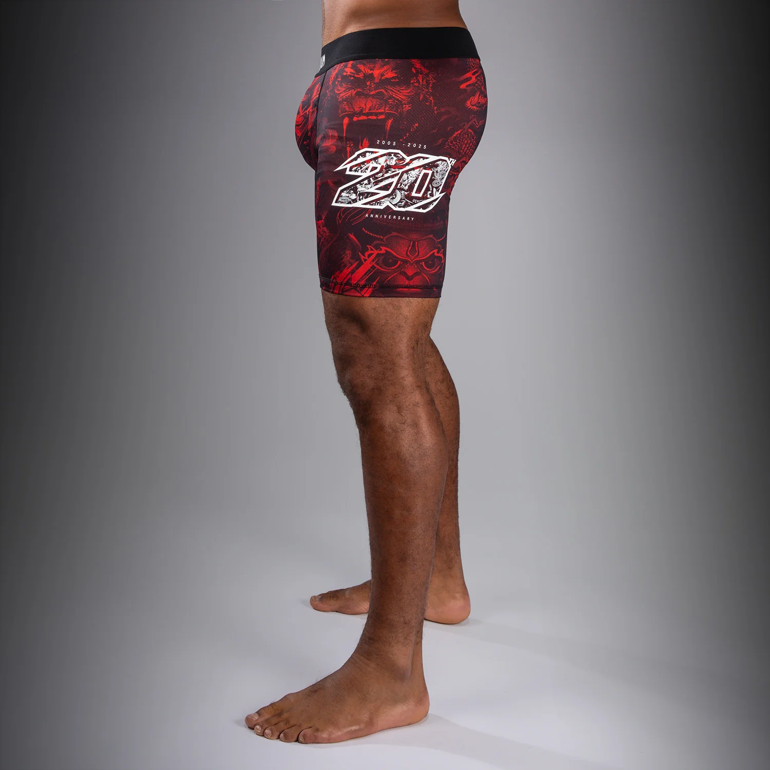 Venum 20th Anniversary Vale Tudo Shorts - Black/Red - Image 3