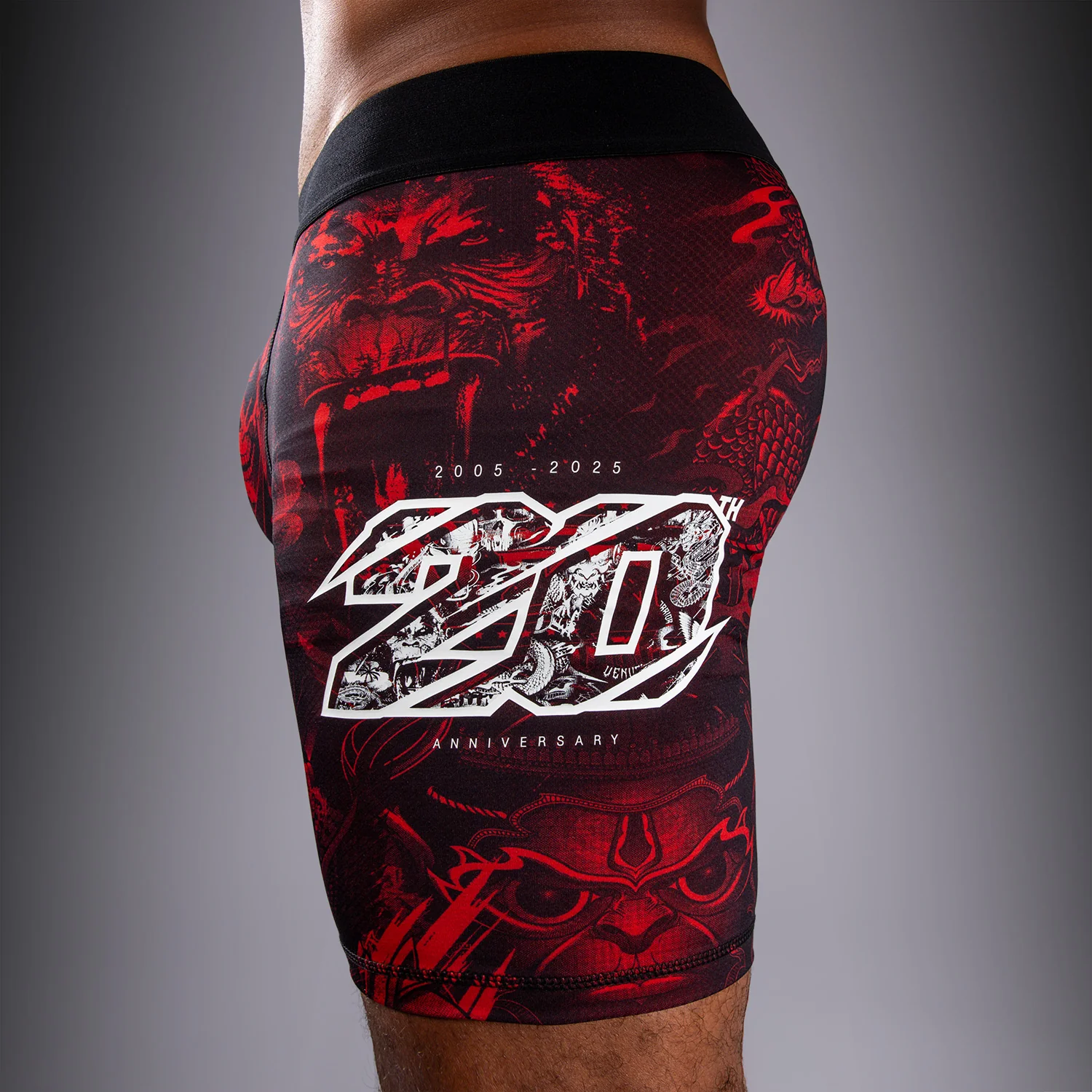 Venum 20th Anniversary Vale Tudo Shorts - Black/Red - Image 6