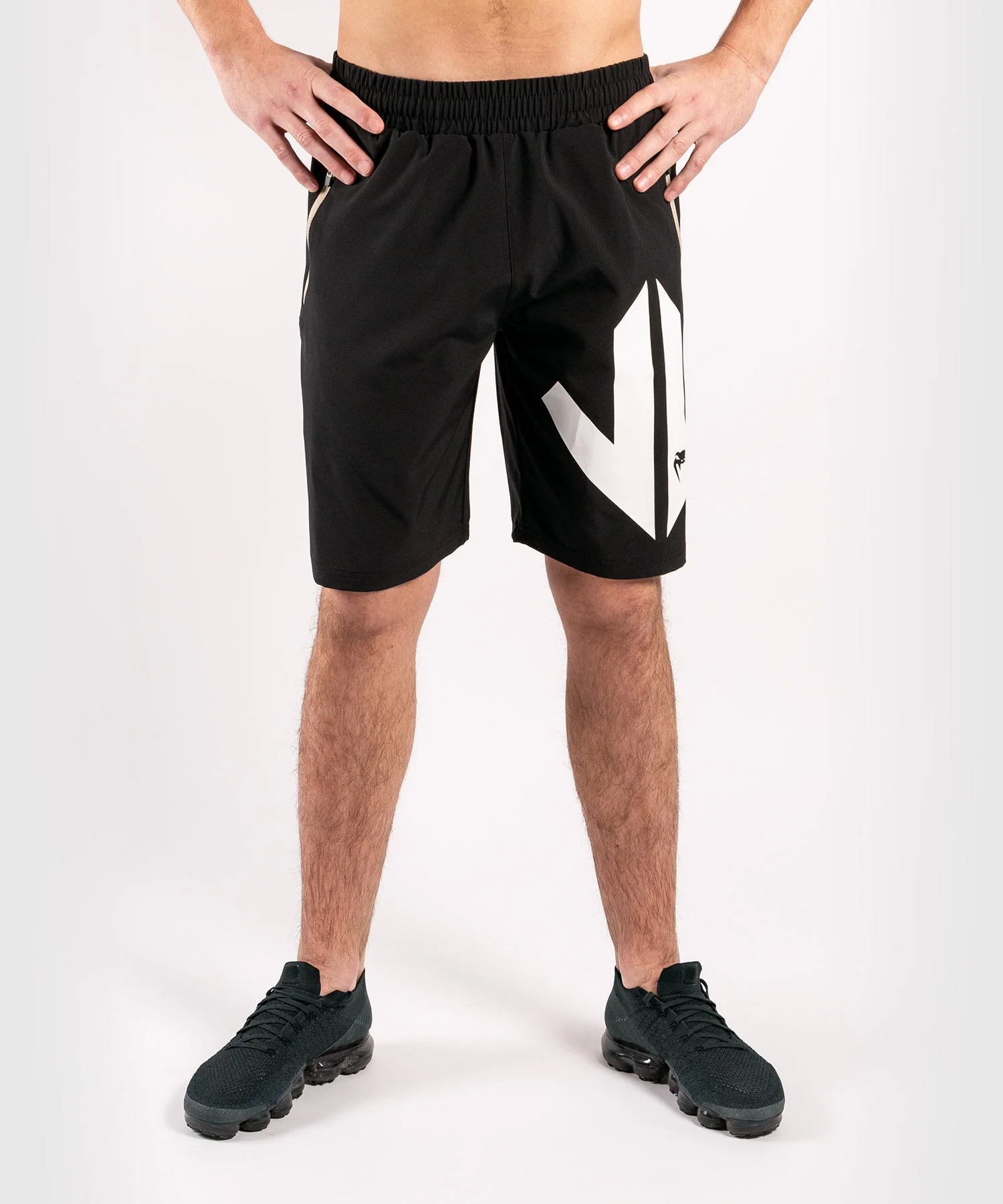 Venum Arrow Loma Signature Collection Training shorts - Black/White - Image 2