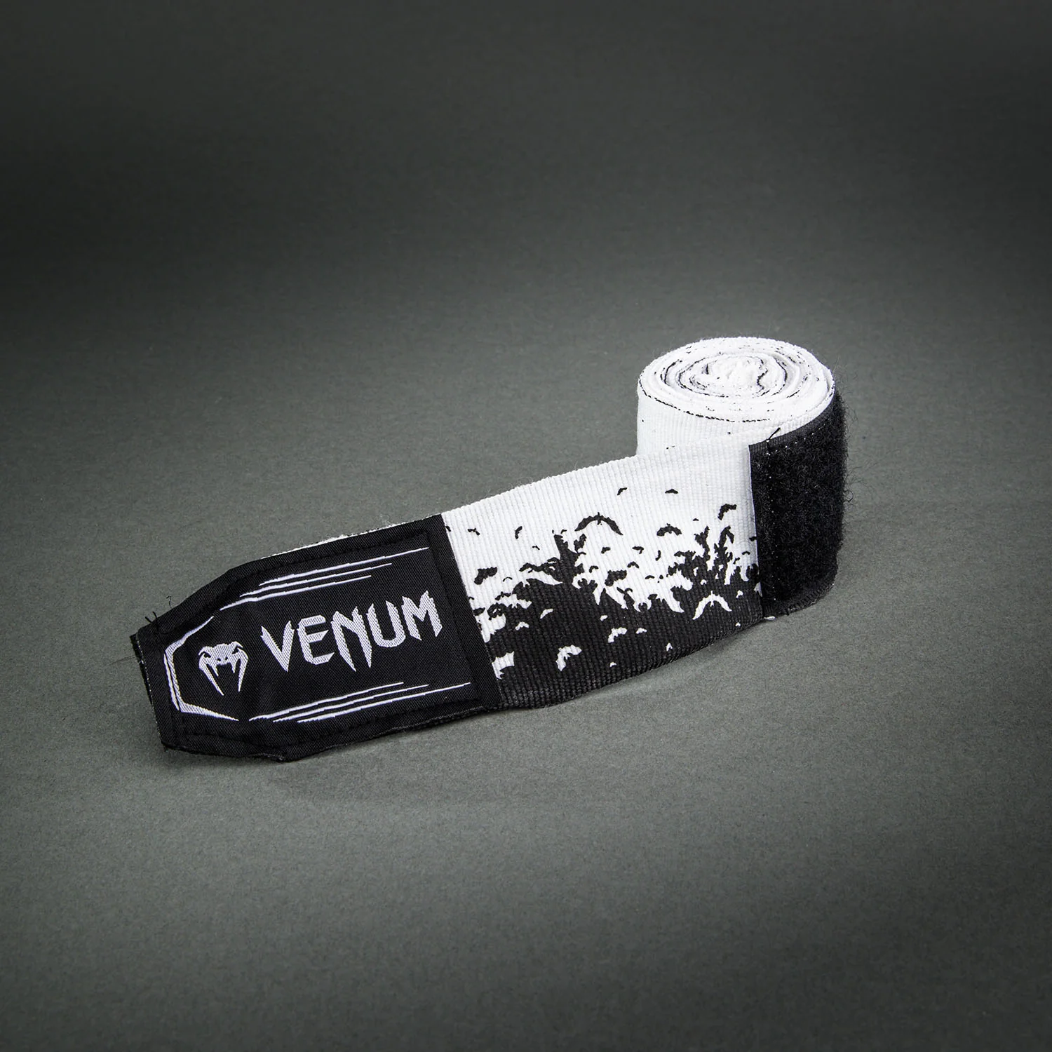Venum Kontact Evo Bats Night Handwraps - Black/White - Image 3