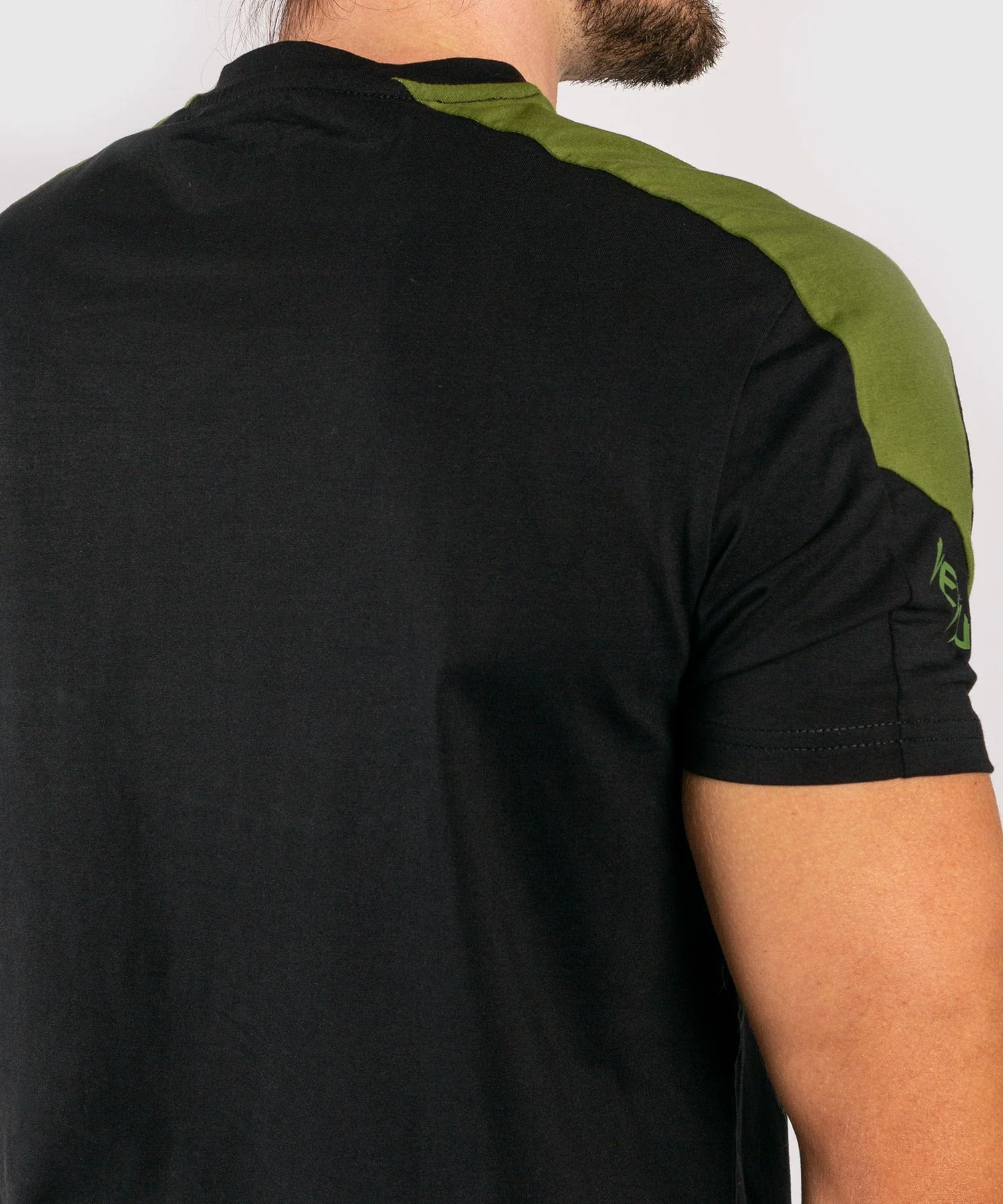 Venum Cargo T-shirt - Black/Green - Image 7