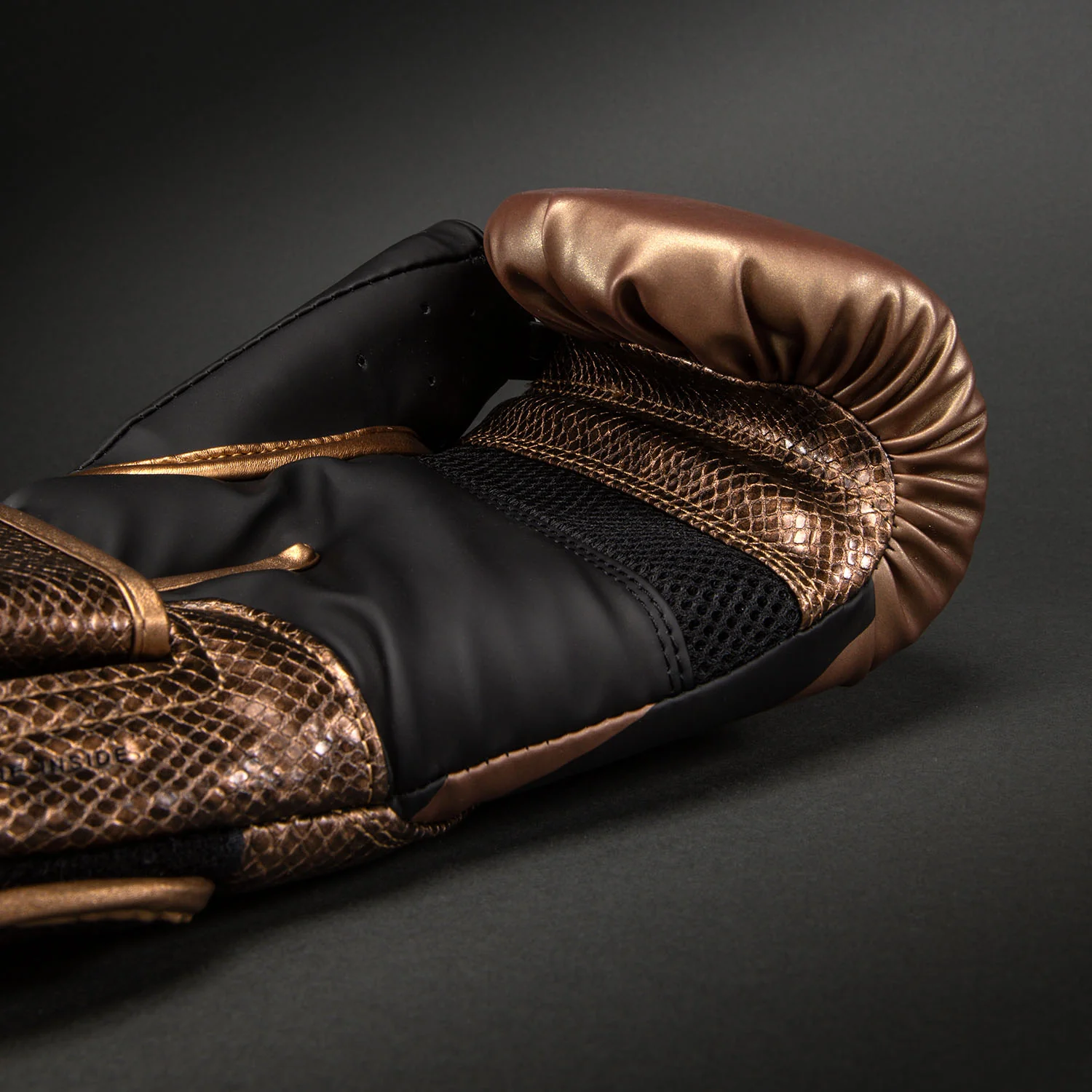 Venum Challenger 4.0 Scales Boxing Gloves - Brown/ Black - Image 5