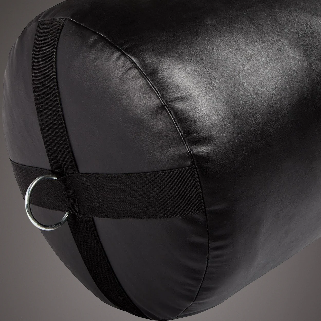 Venum Challenger Heavy bag + Ceiling Hook - Black/White - Filled - 130cm - Image 5