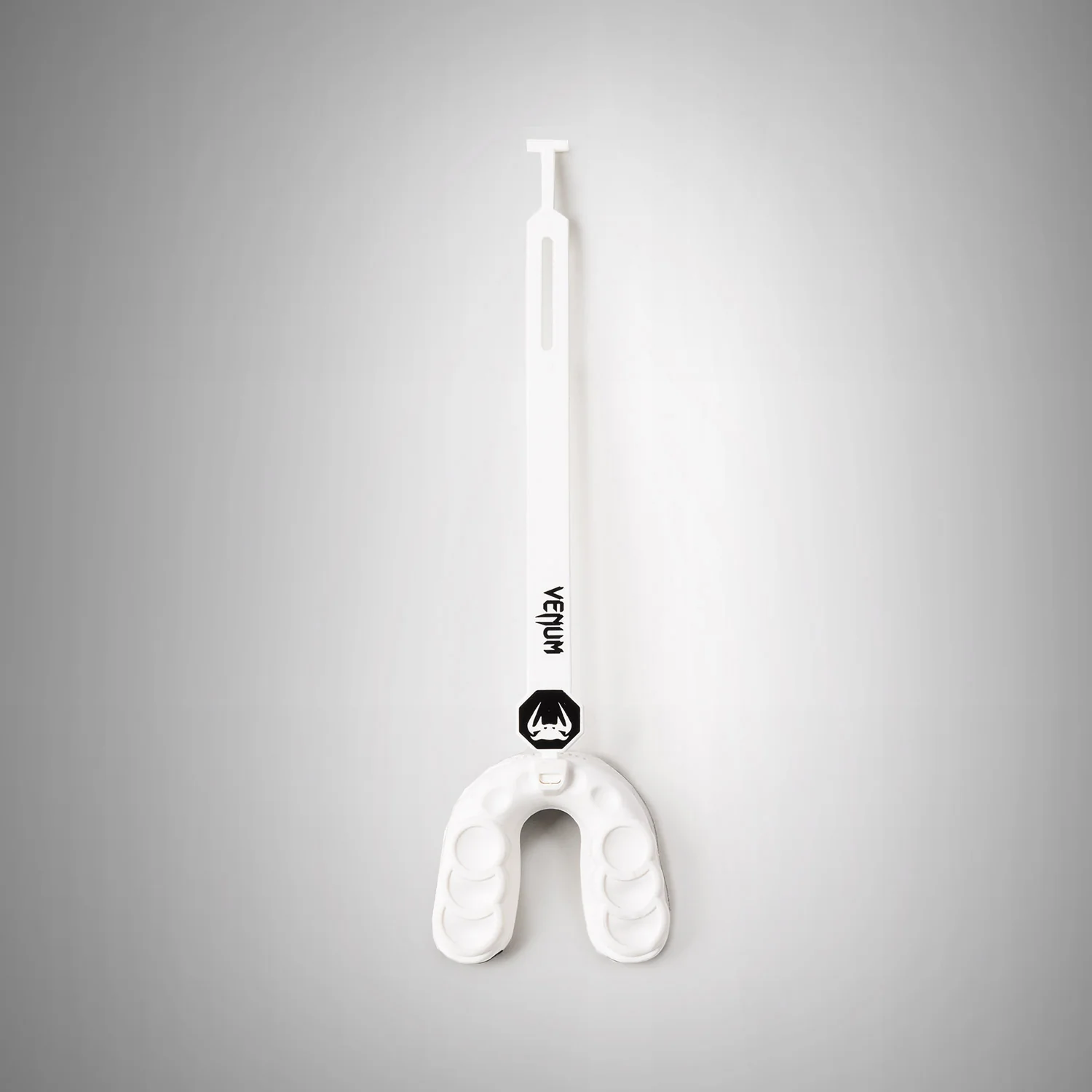 Venum Challenger Mouthguard Strap/Straples - White/Black - Image 5