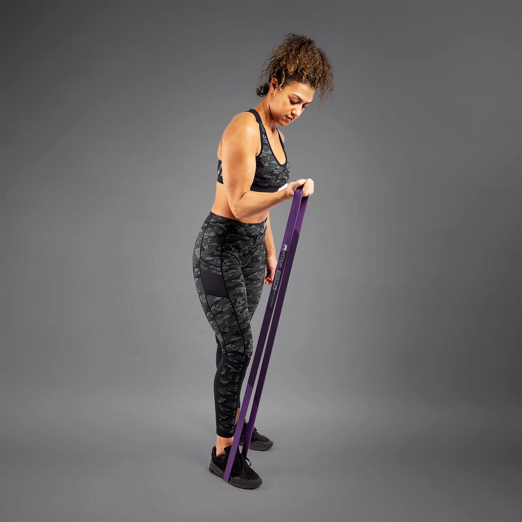 Venum Challenger Resistance band - Purple - 50-75lbs - Image 2