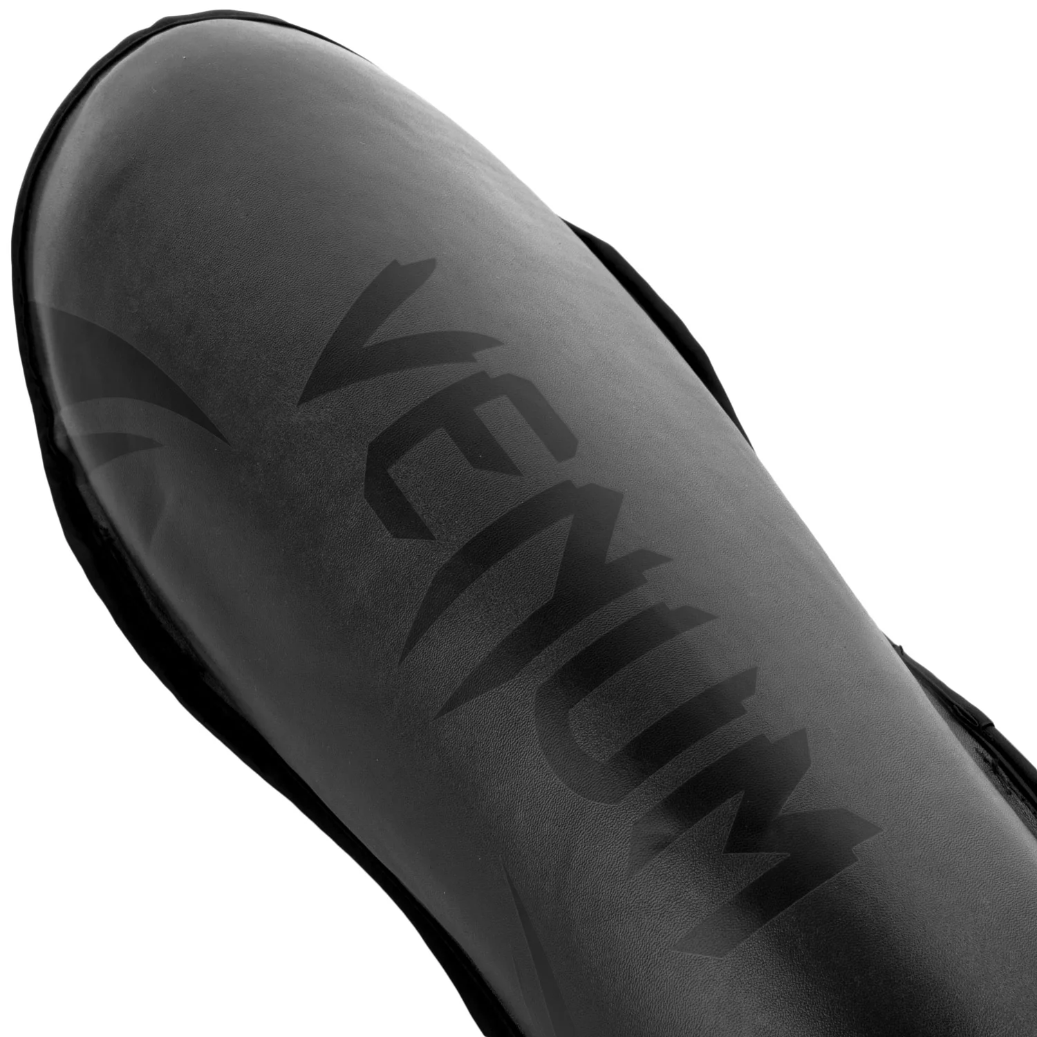 Venum Challenger Shin guards - Black/Black - Image 4