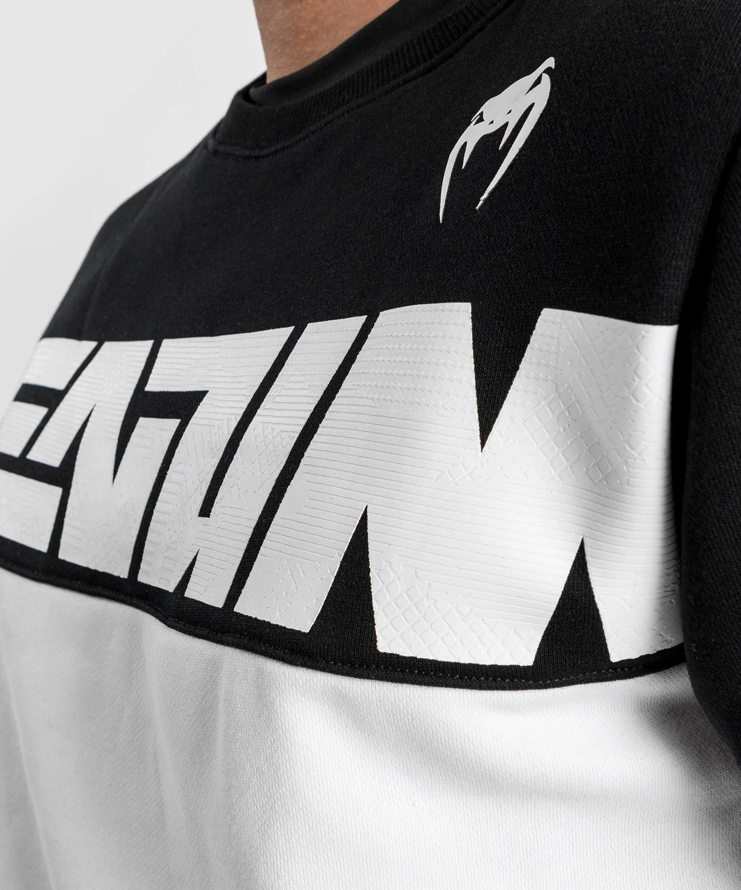 Venum Connect Crewneck Sweatshirt - Black/White - Image 5