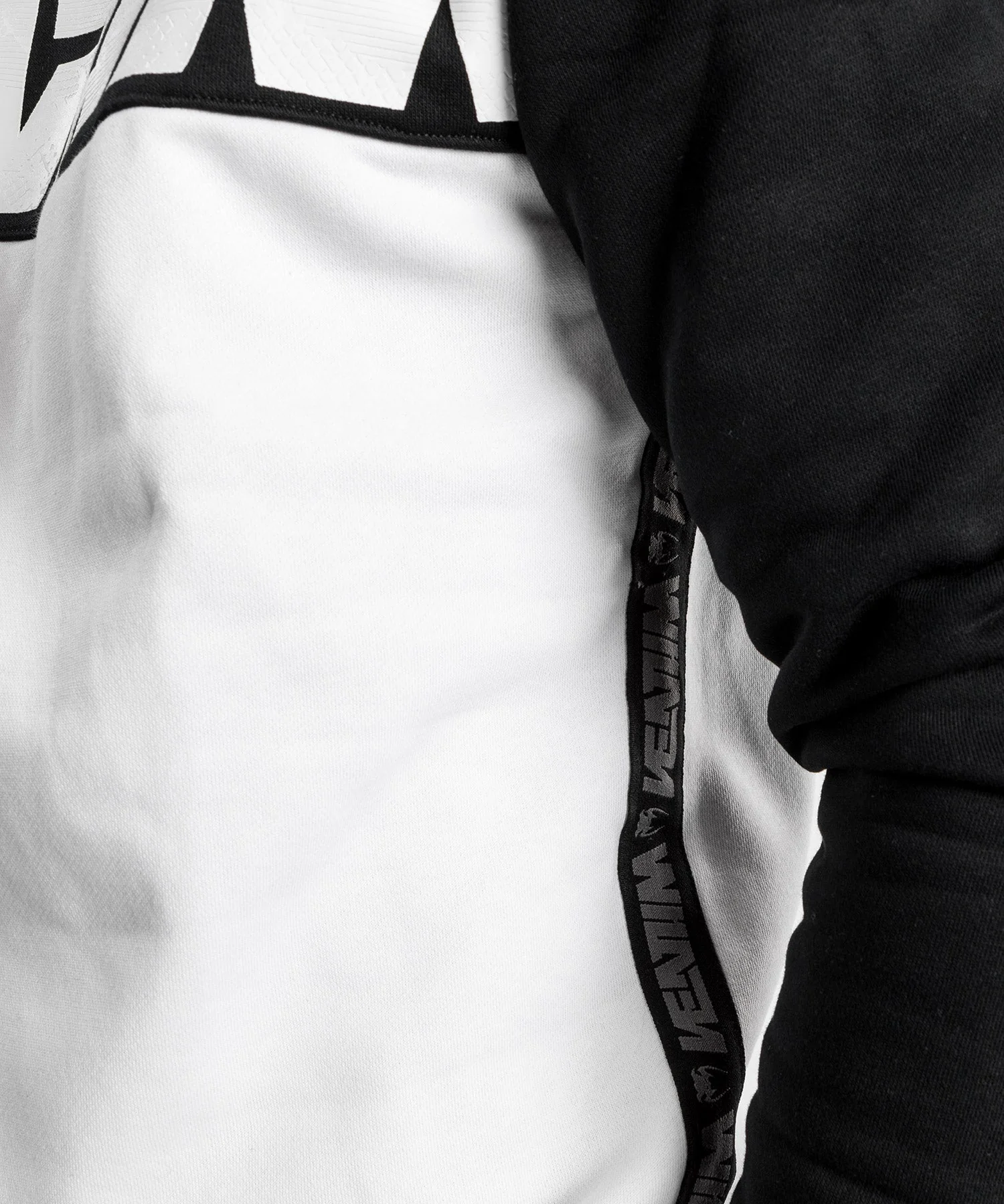 Venum Connect Crewneck Sweatshirt - Black/White - Image 6