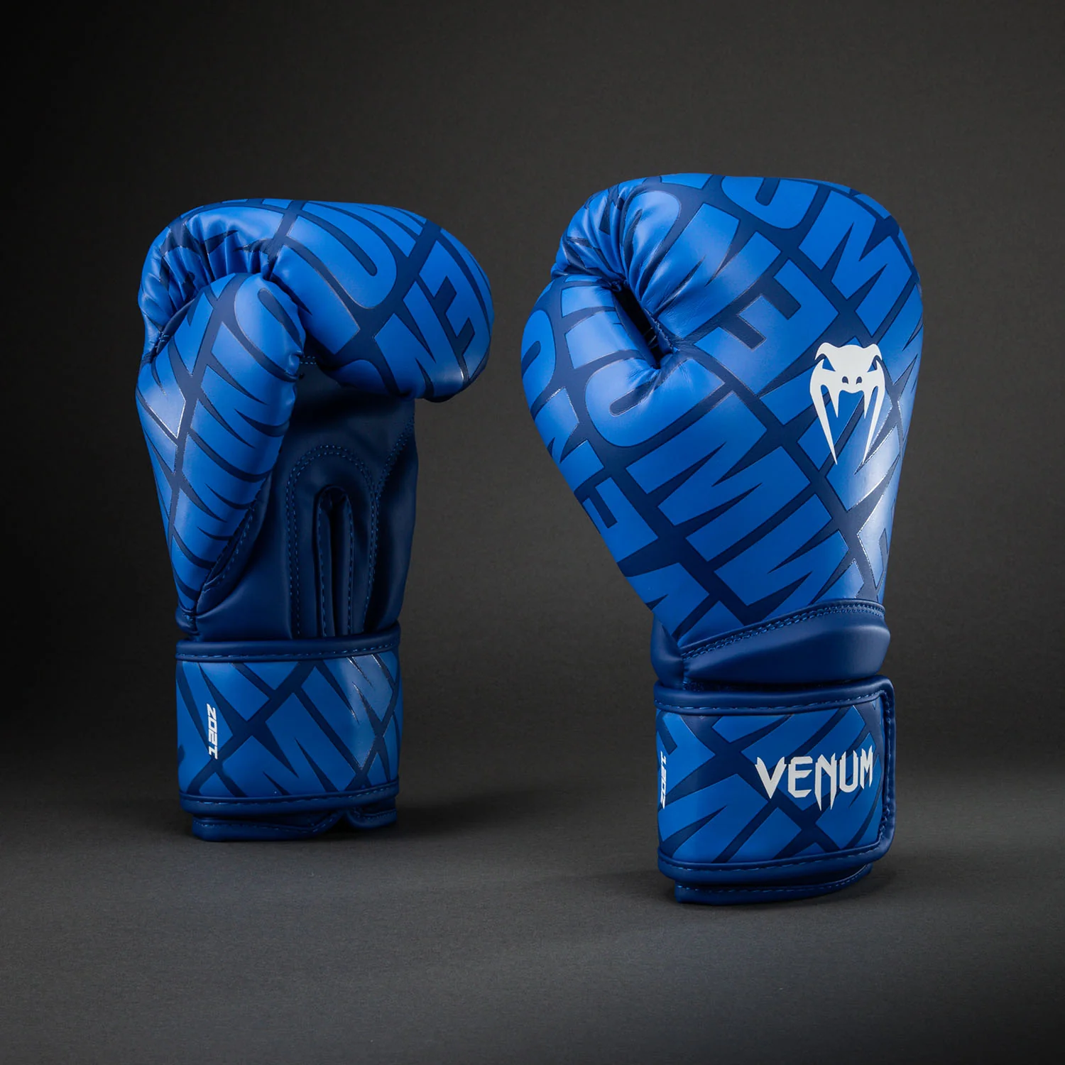Venum Contender 1.5 XT 3D Boxing Gloves - Royal Blue/White - Image 2