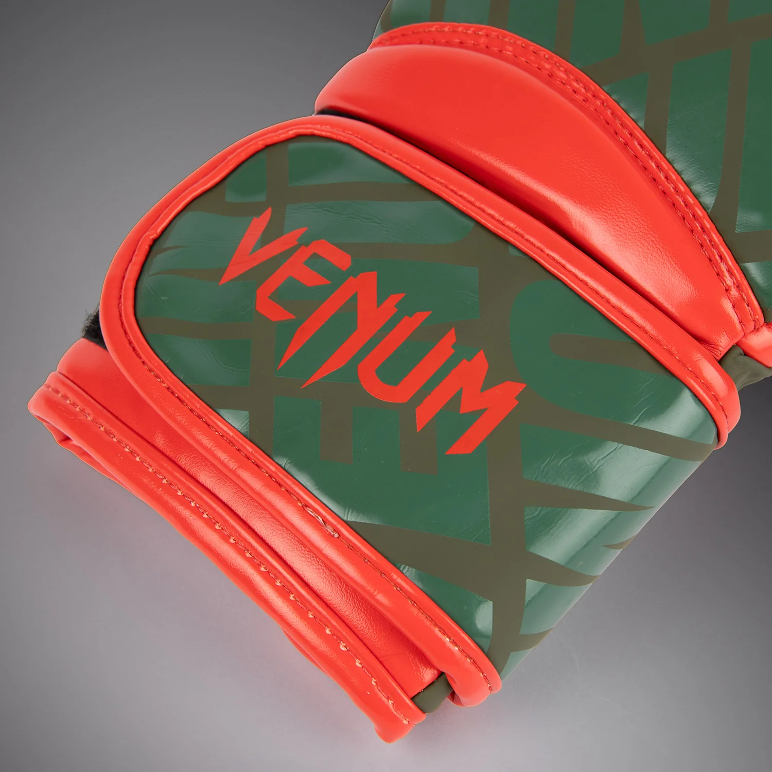 Venum Contender 1.5 XT Kids Boxing Gloves - Army Green - Image 5