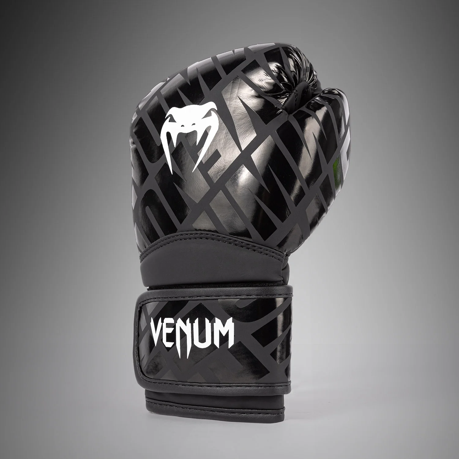 Venum Contender 1.5 XT Kids Boxing Gloves - Black - Image 3
