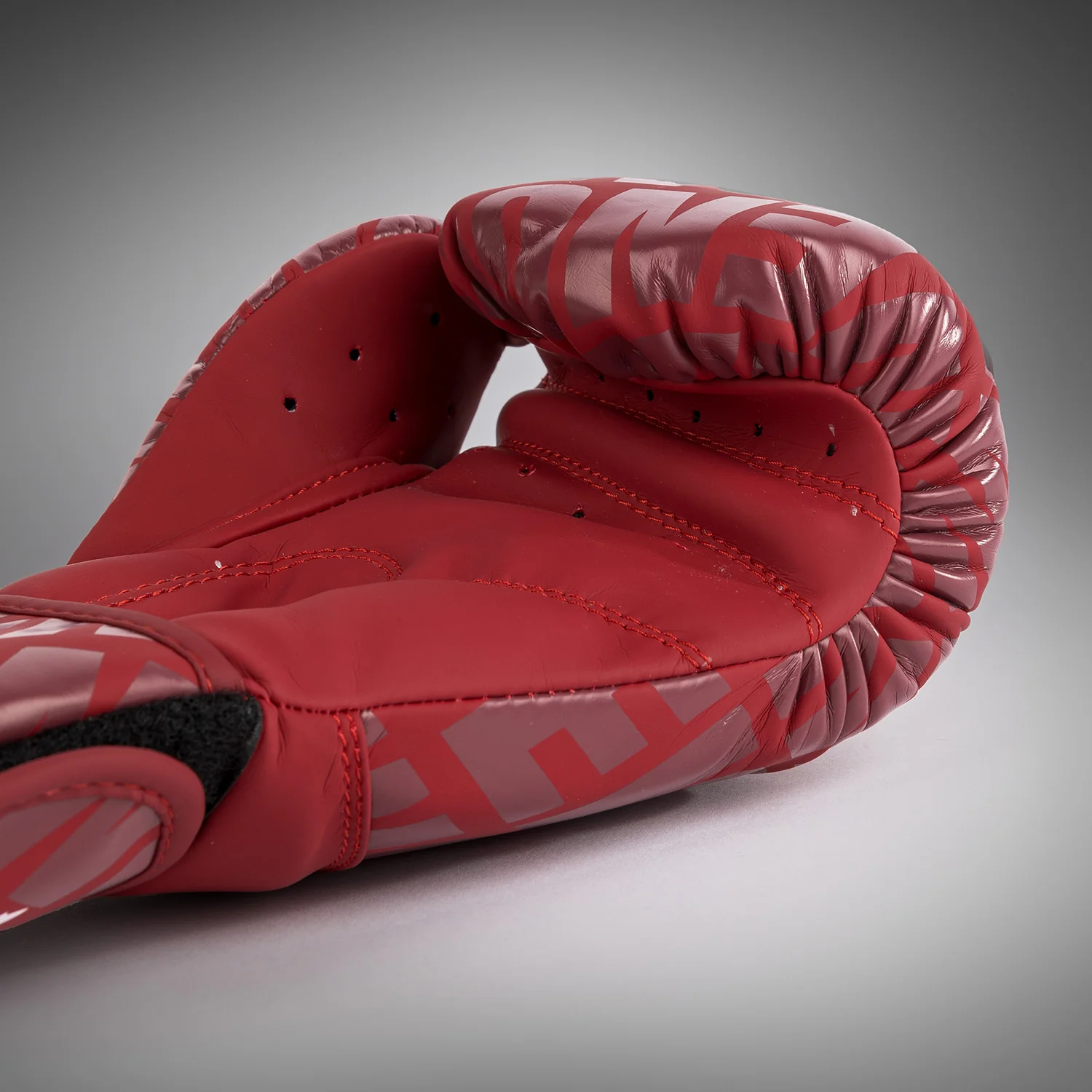 Venum Contender 1.5 XT Kids Boxing Gloves - White-Burgundy - Image 4