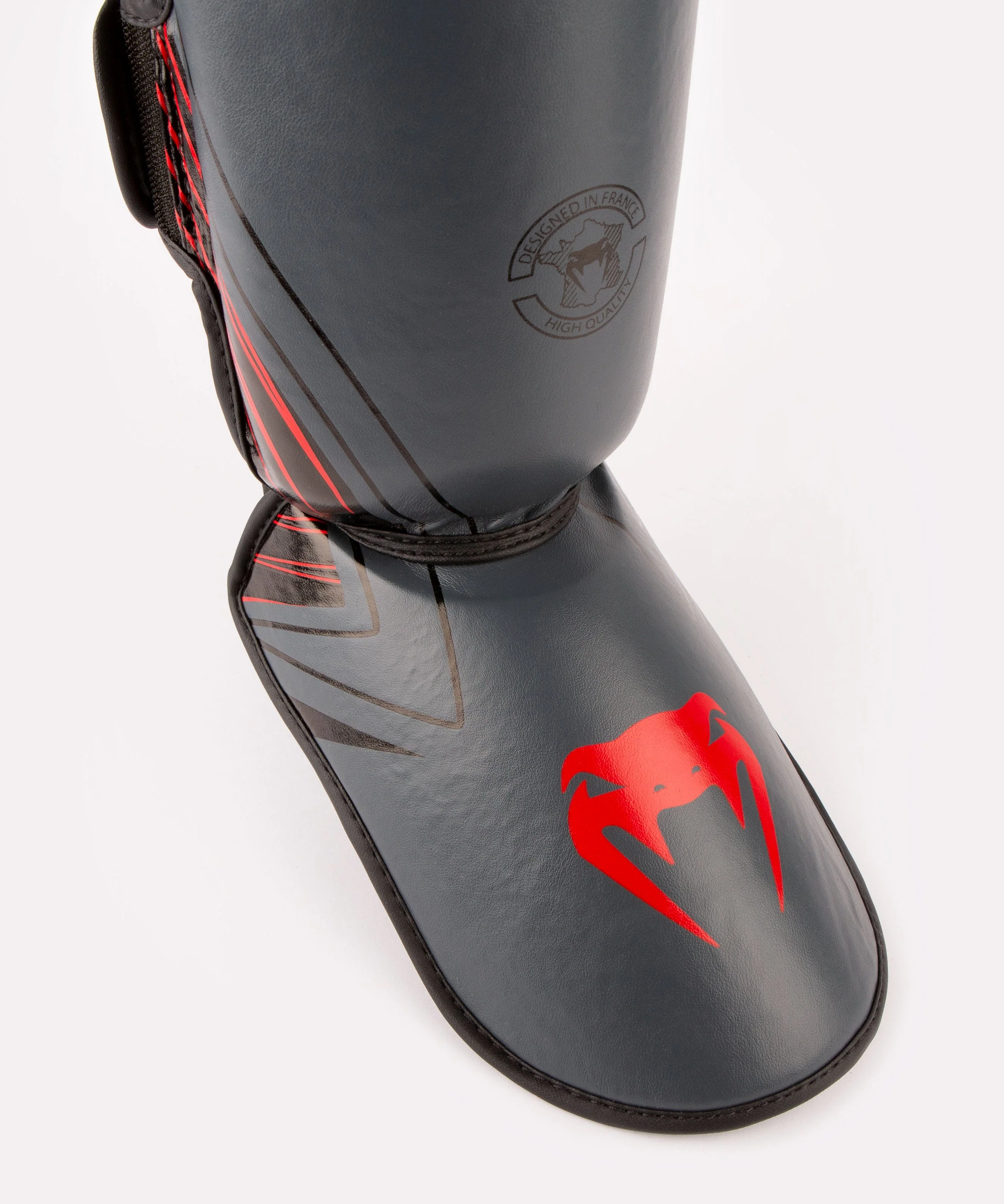 Venum Contender 2.0 Shin Guards - Black/Red - Image 2