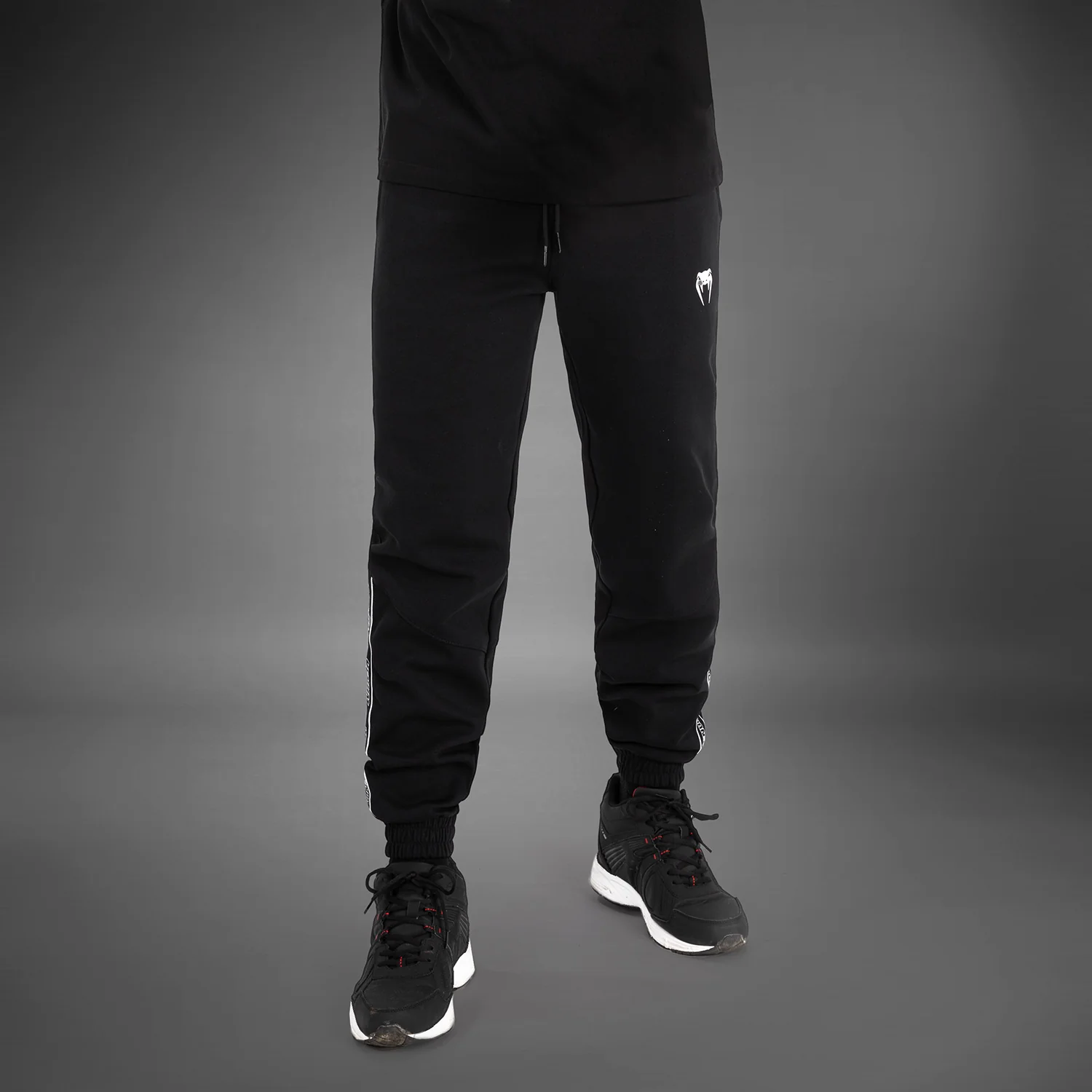 Venum Contender 4.0 Men’s Joggers - Black - Image 3