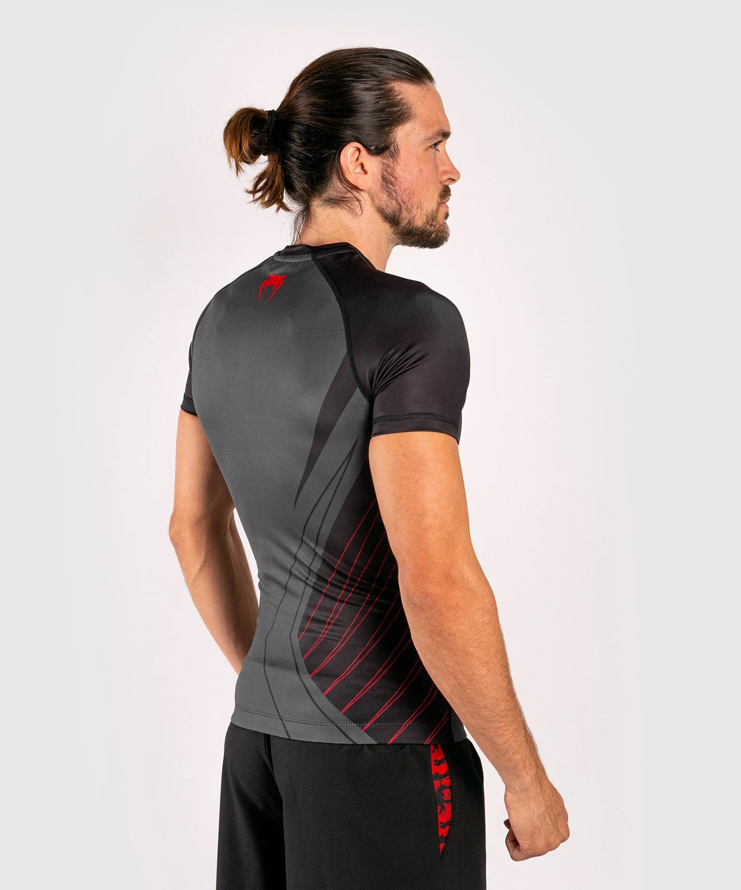 Venum Contender 5.0 Rashguard - Short sleeves - Black/Red - Image 5
