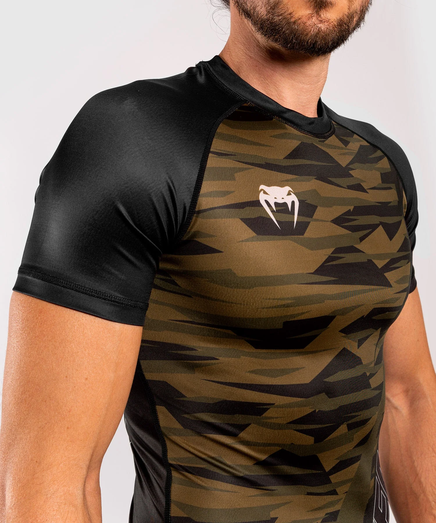 Venum Contender 5.0 Rashguard - Short sleeves - Khaki camo - Image 7