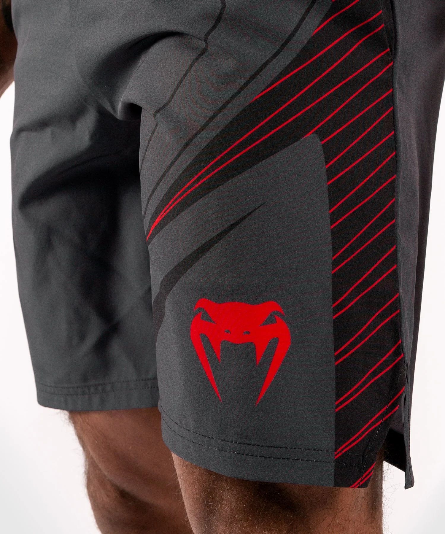 Venum Contender 5.0 Sport shorts - Black/Red - Image 4