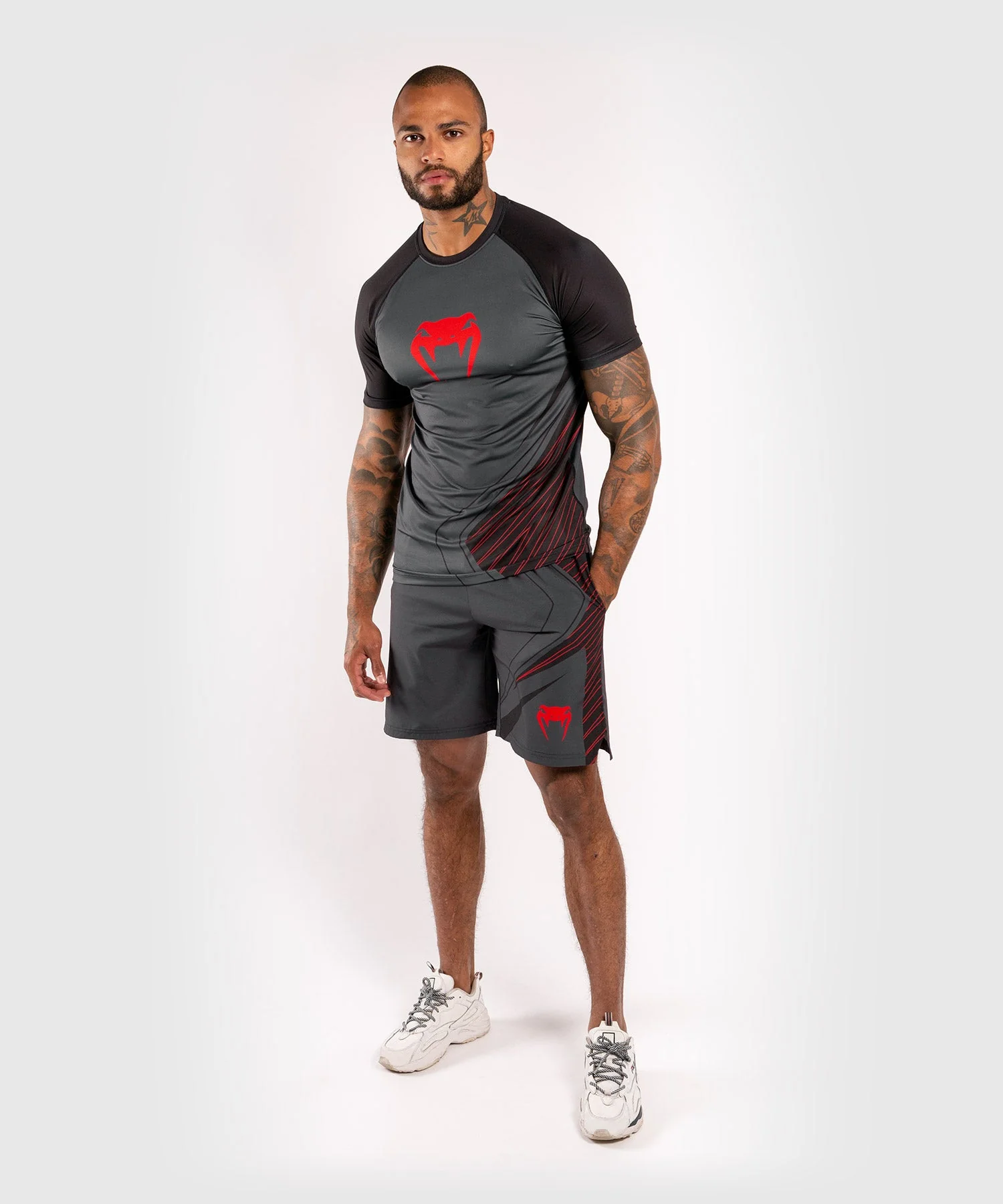 Venum Contender 5.0 Sport shorts - Black/Red - Image 7