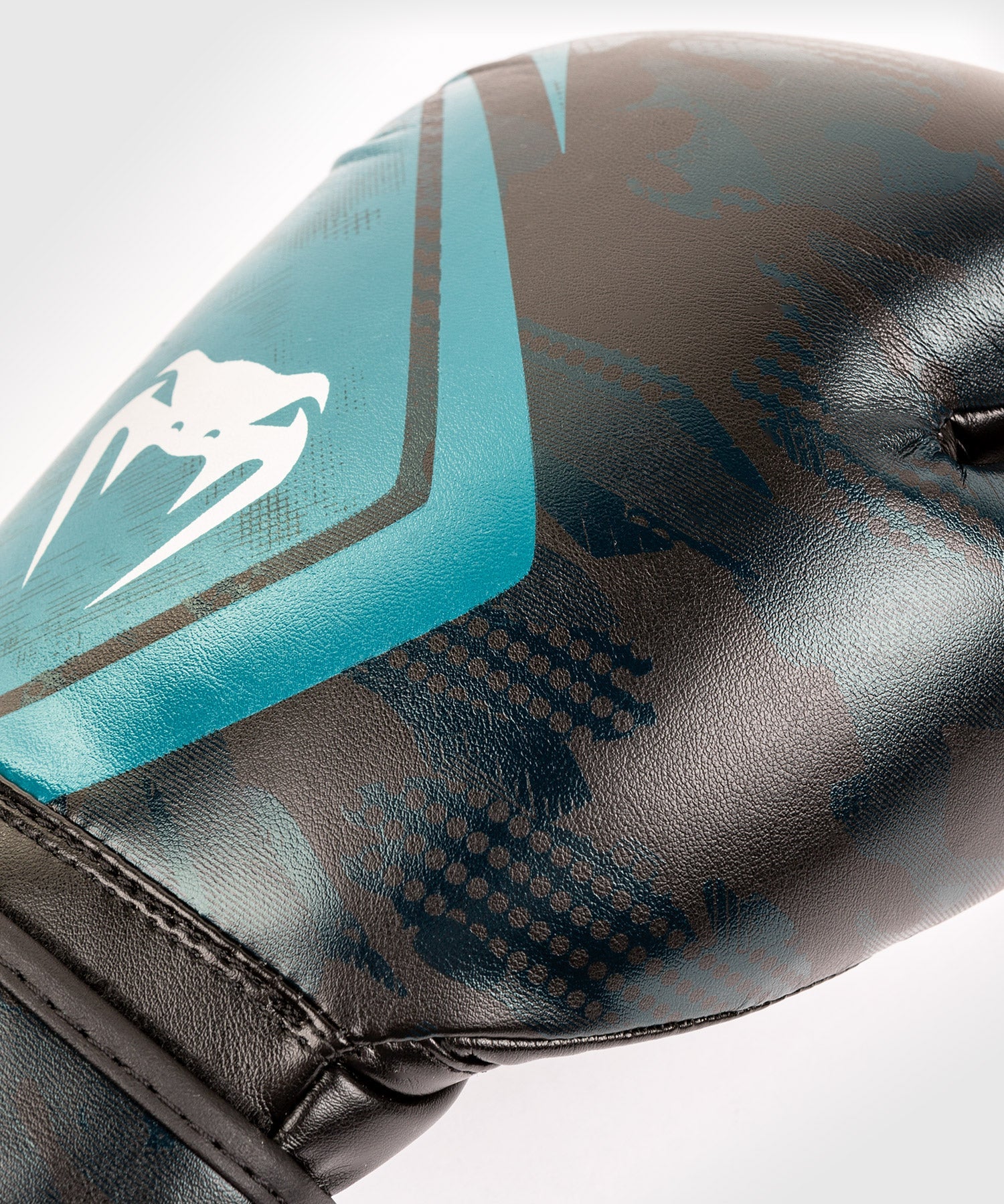 Venum Defender Contender 2.0 Boxing Gloves - Black/Green - Image 3