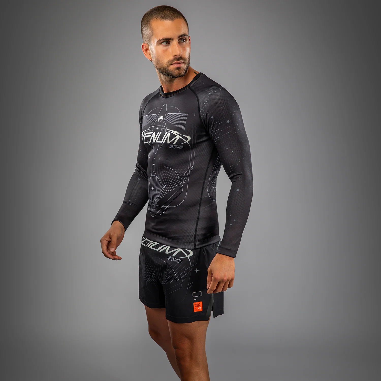 Venum Eclipse Long Sleeve Rashguard - Black/Ivory - Image 2
