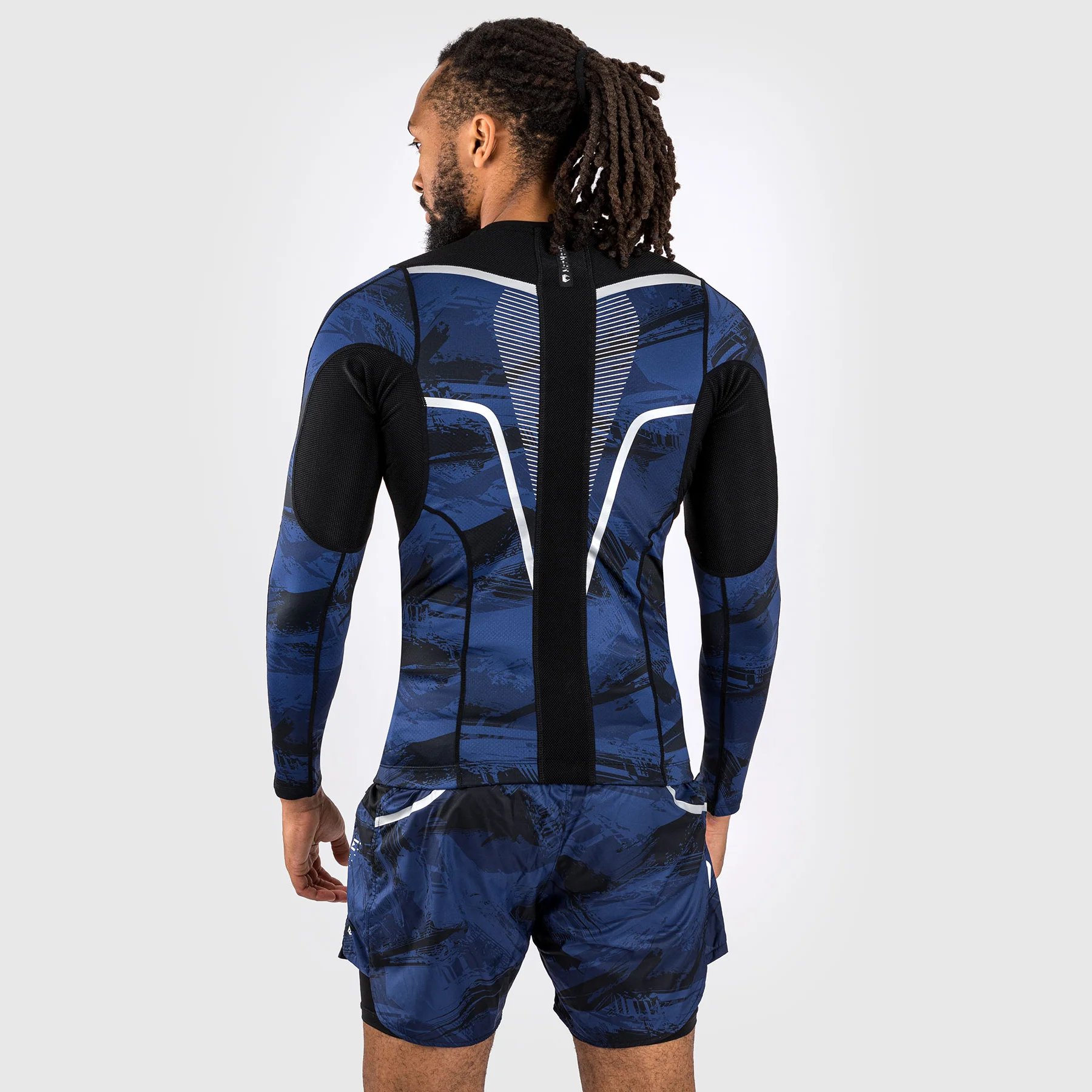 Venum Electron 3.0 Long Sleeve Rashguard - Navy - Image 3