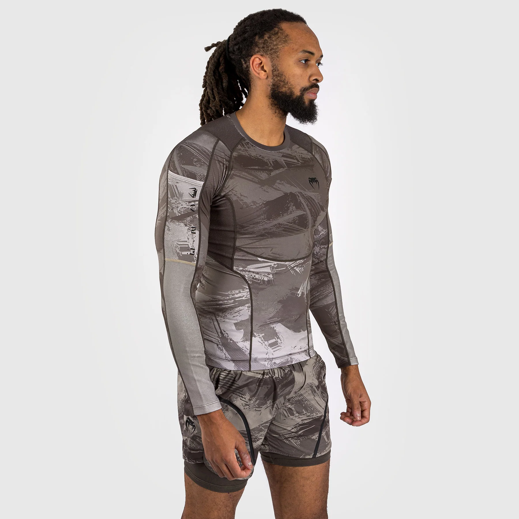 Venum Electron 3.0 Long Sleeve Rashguard - Sand - Image 3