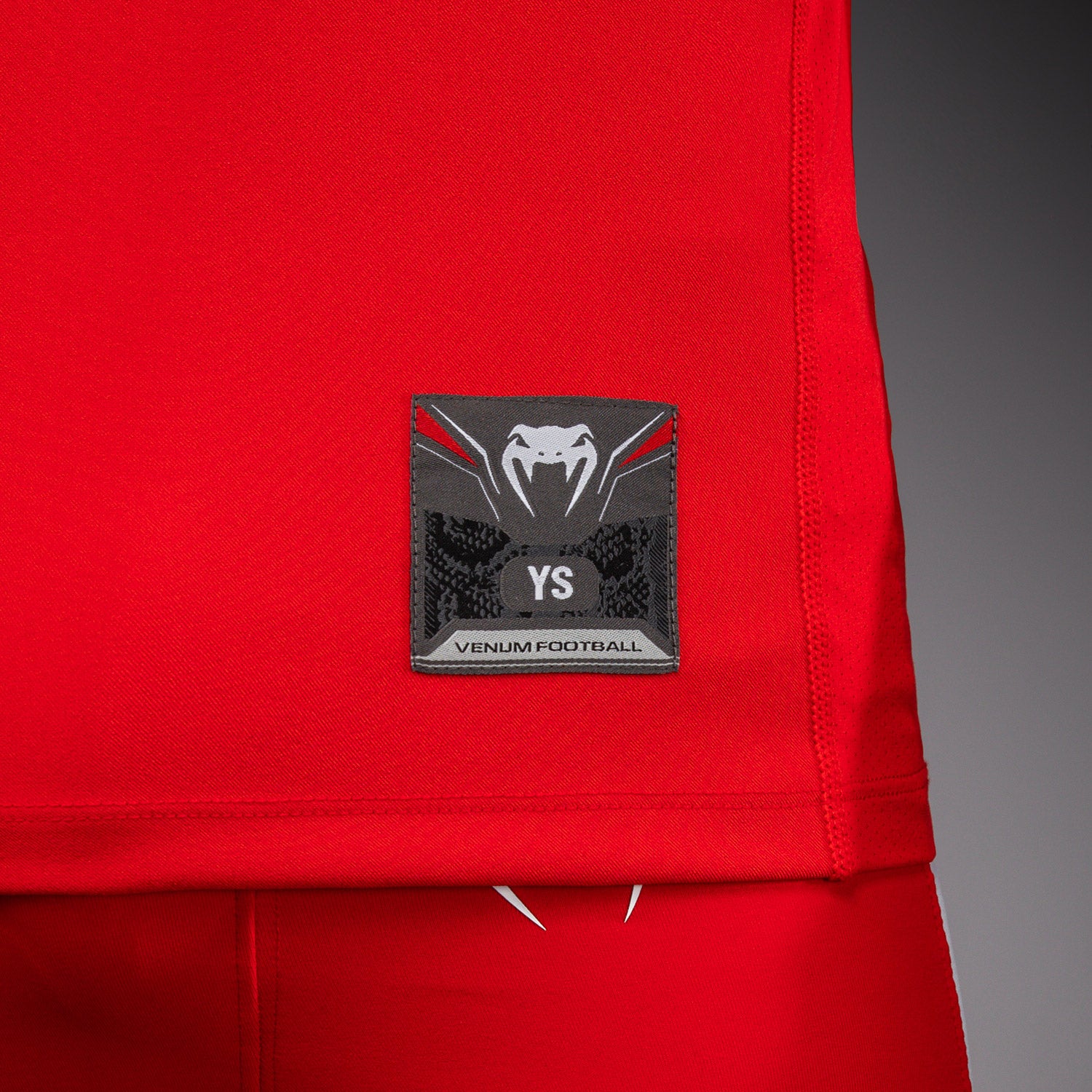 Venum Elite Kids Football Sleeveless Compression Jersey - Red - Image 5