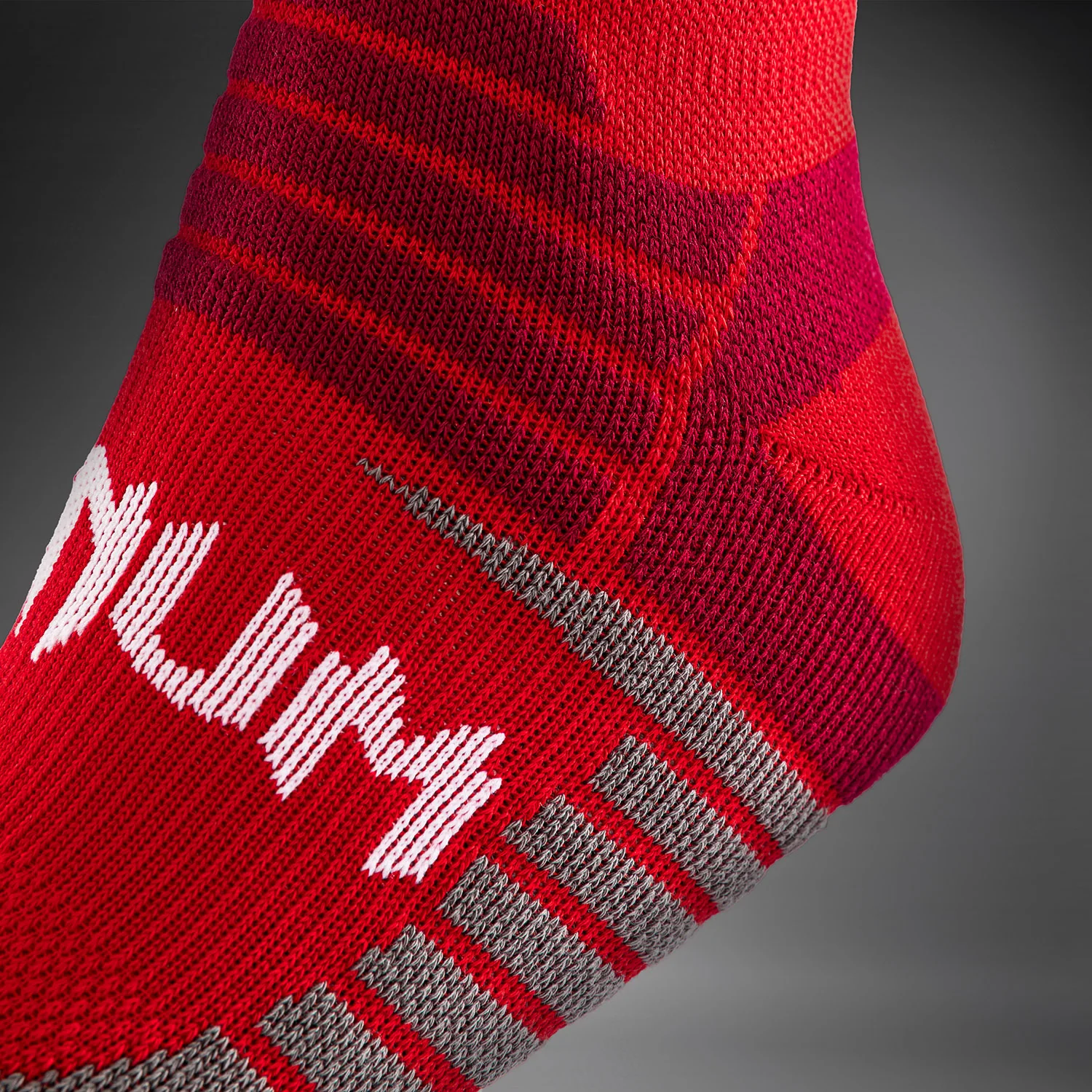 Venum Elite Performance Crew Socks - Red/White - Image 2