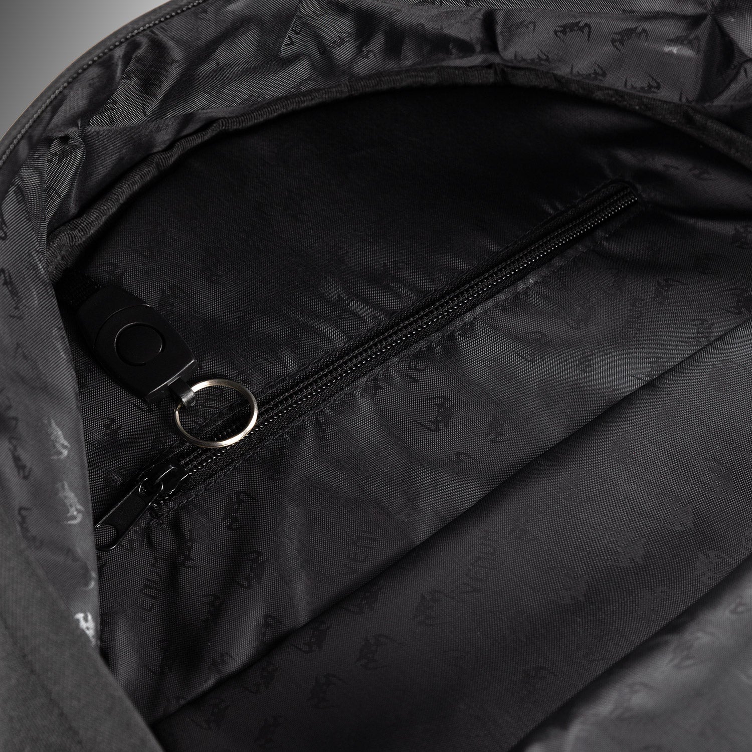 Venum Essential Backpack (20-25L) - Black - Image 5